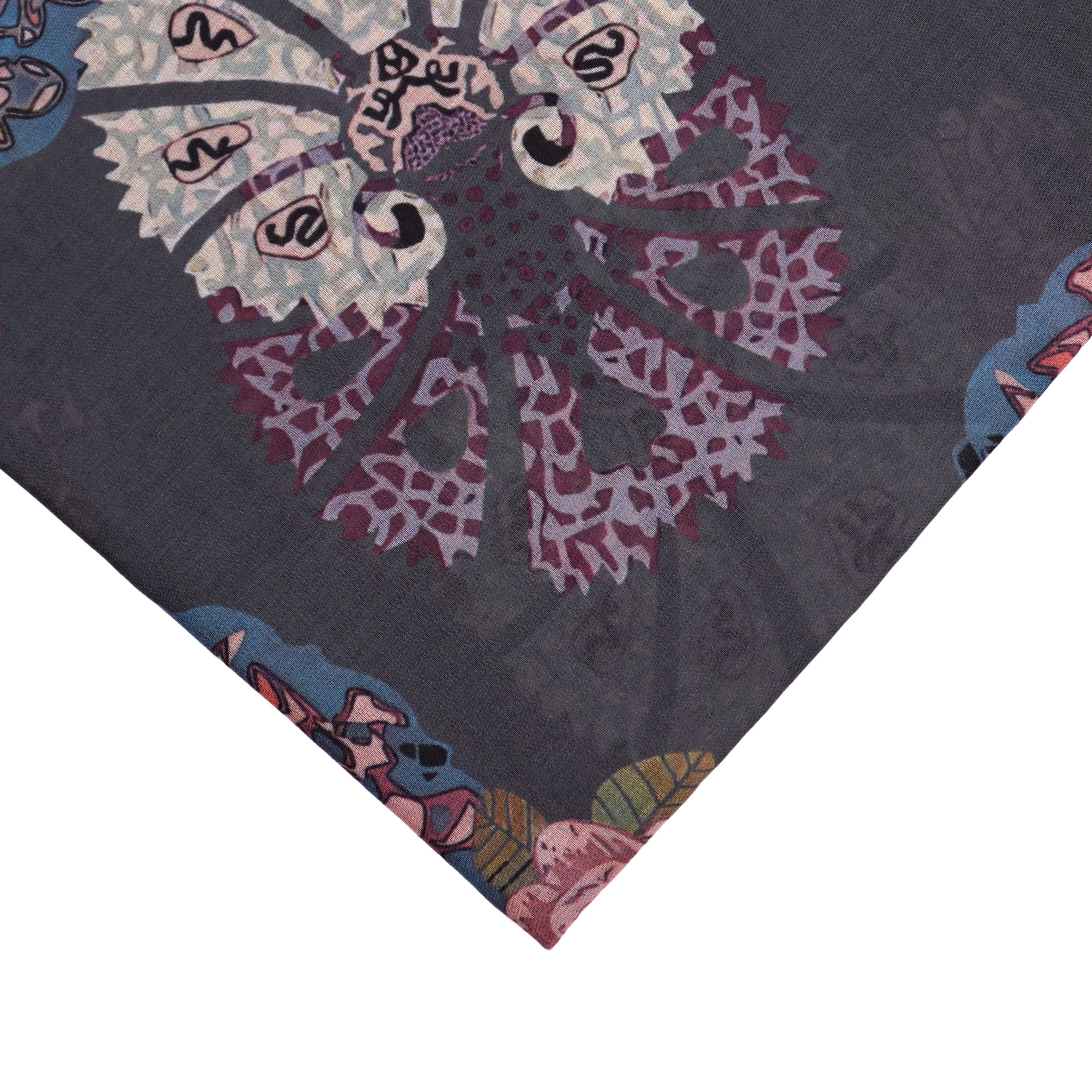 MIRROSI Loop Damen Schal Weich aus 100% Viskose Groß, Schlauchschal, Blumenmuster, (ca.60x80cm, zweimal um den Hals wickelbar), Damen Halstuch Stola ideal für F – Bild 4 von 4