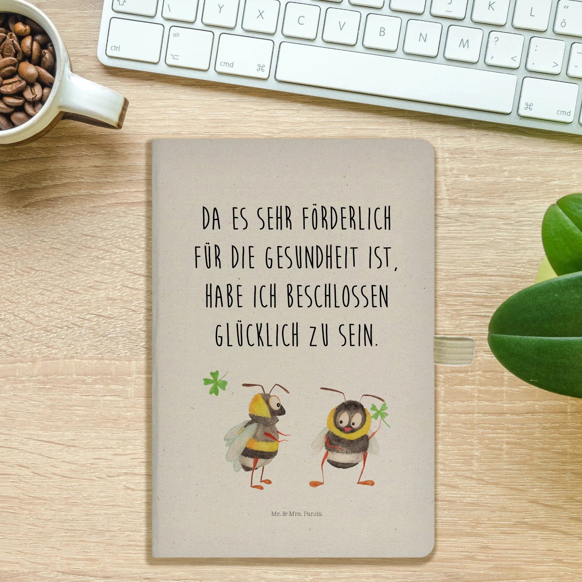 Thumbnail - Mr. & Mrs. Panda Notizbuch Hummeln Kleeblatt - Transparent - Geschenk, Tagebuch A5, Tiermotive, Mr. & Mrs. Panda, Umwelt...