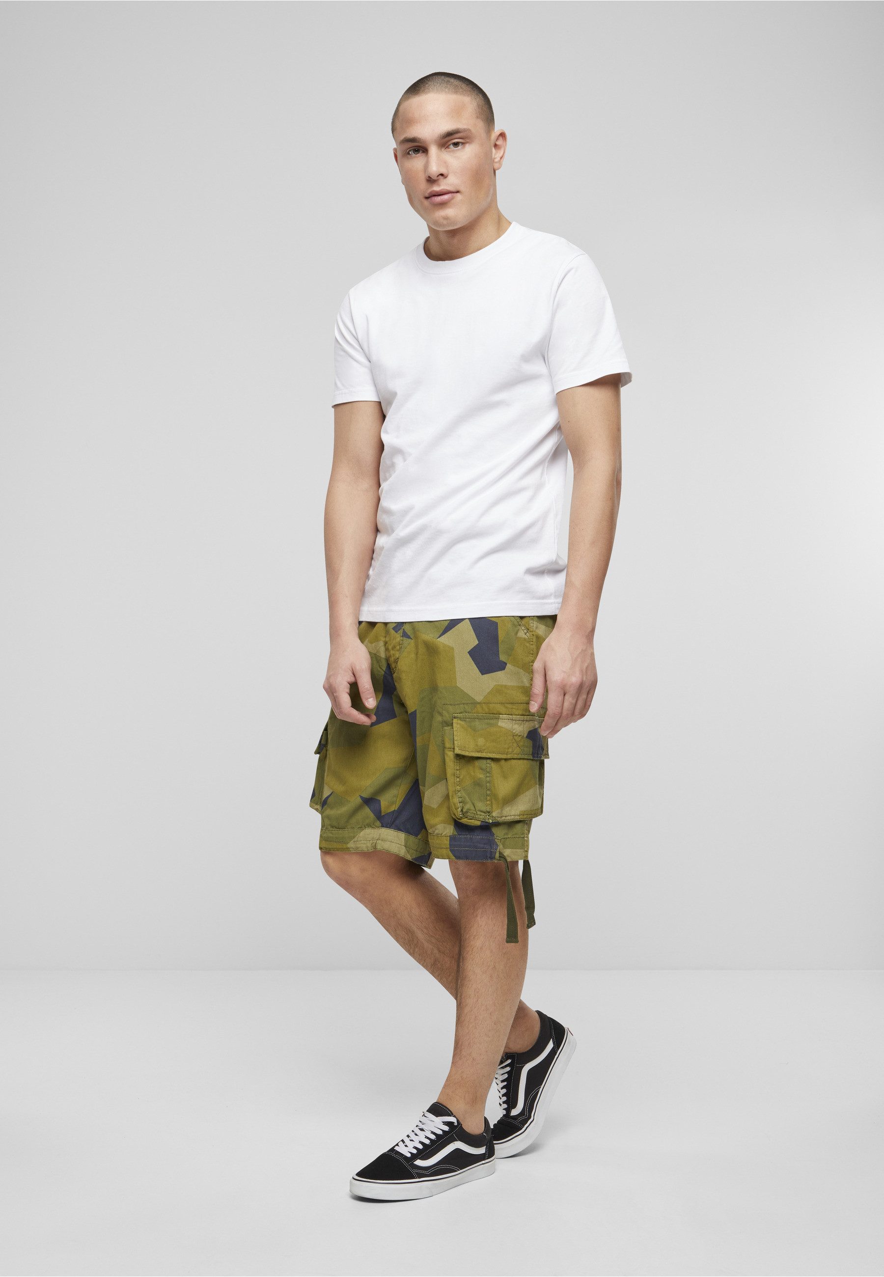 Brandit Stoffhose Brandit Herren Urban Legend Cargo Shorts (1-tlg)
