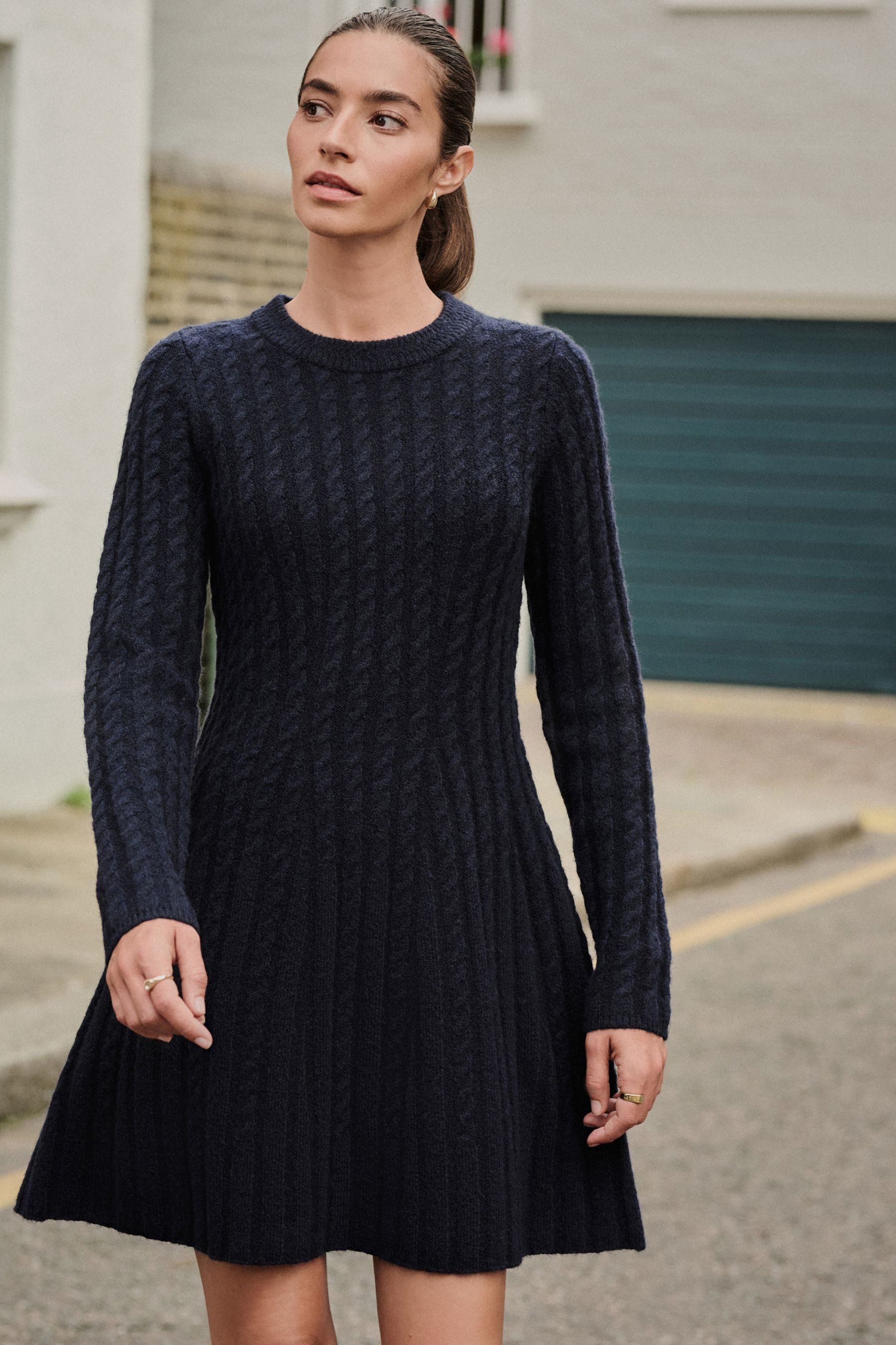 Next Minikleid Skater-Minikleid mit Zopfmuster und Wollanteil (1-tlg)