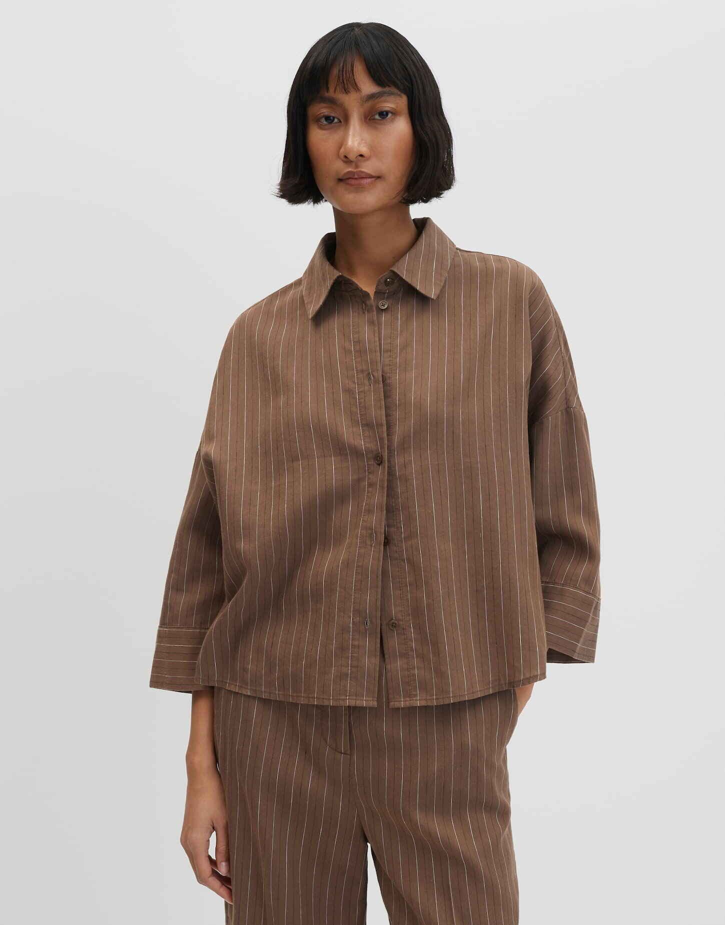 someday Kurzarmbluse Zalea stripe aus Webware mit Nadelstreifen Feine Streifen mit Kellerfalte und seitlichen Schlitzen