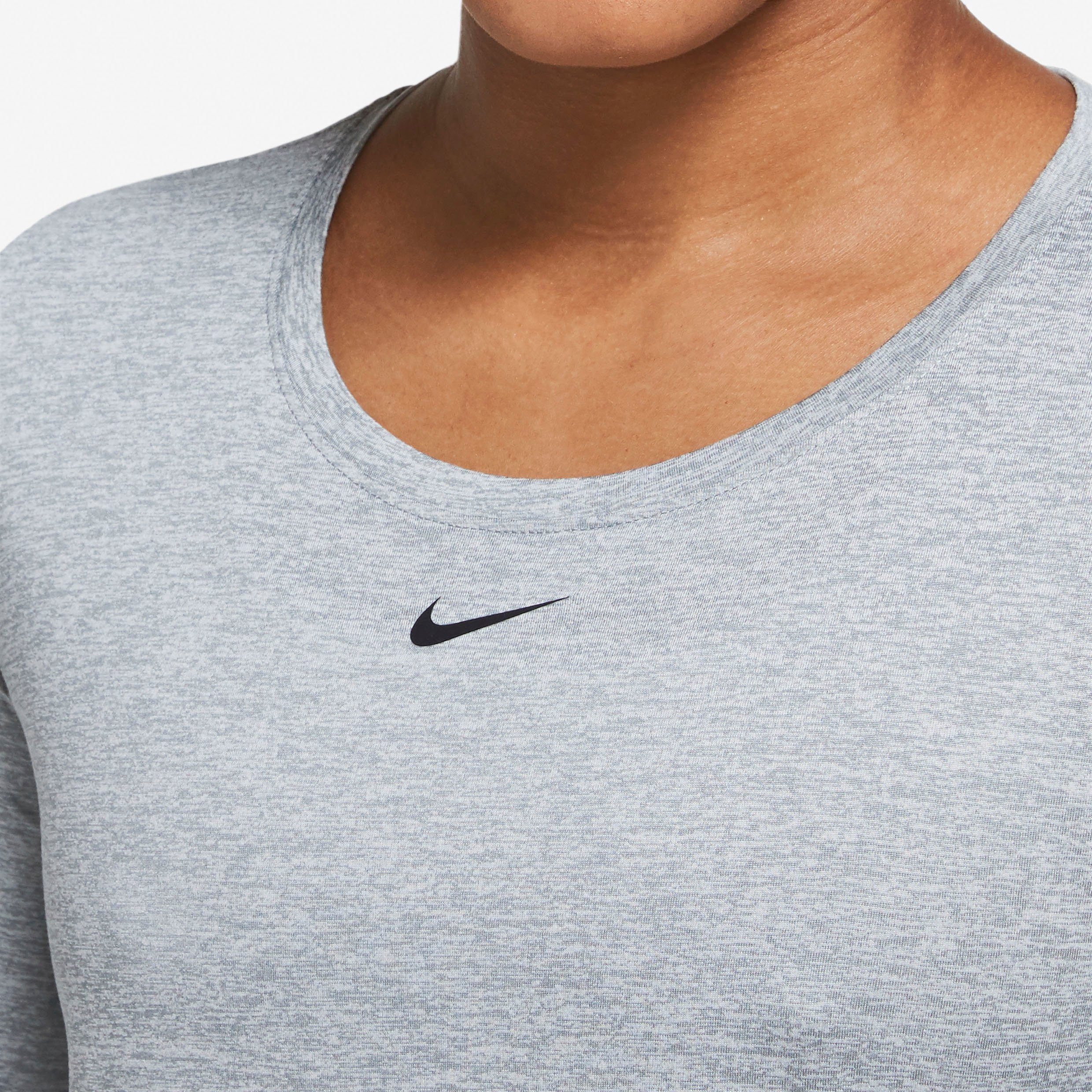 Nike Sweatshirt »Dri-FIT One Women's Standard Fit Long-Sleeve Top« online  kaufen | OTTO