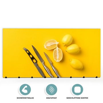 Primedeco Garderobenpaneel Magnetwand und Memoboard aus Glas Zitronen und Messer