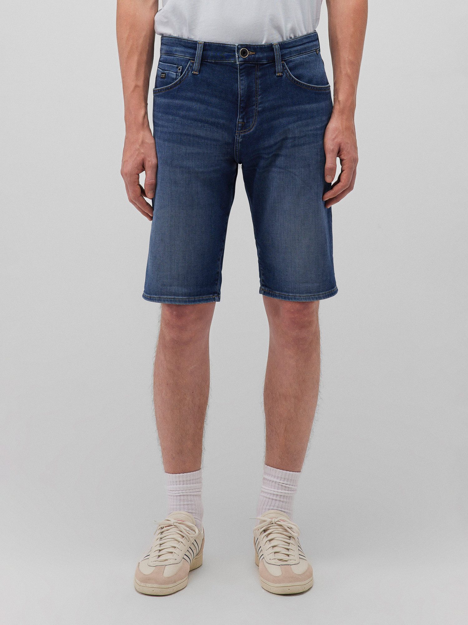Mavi Shorts