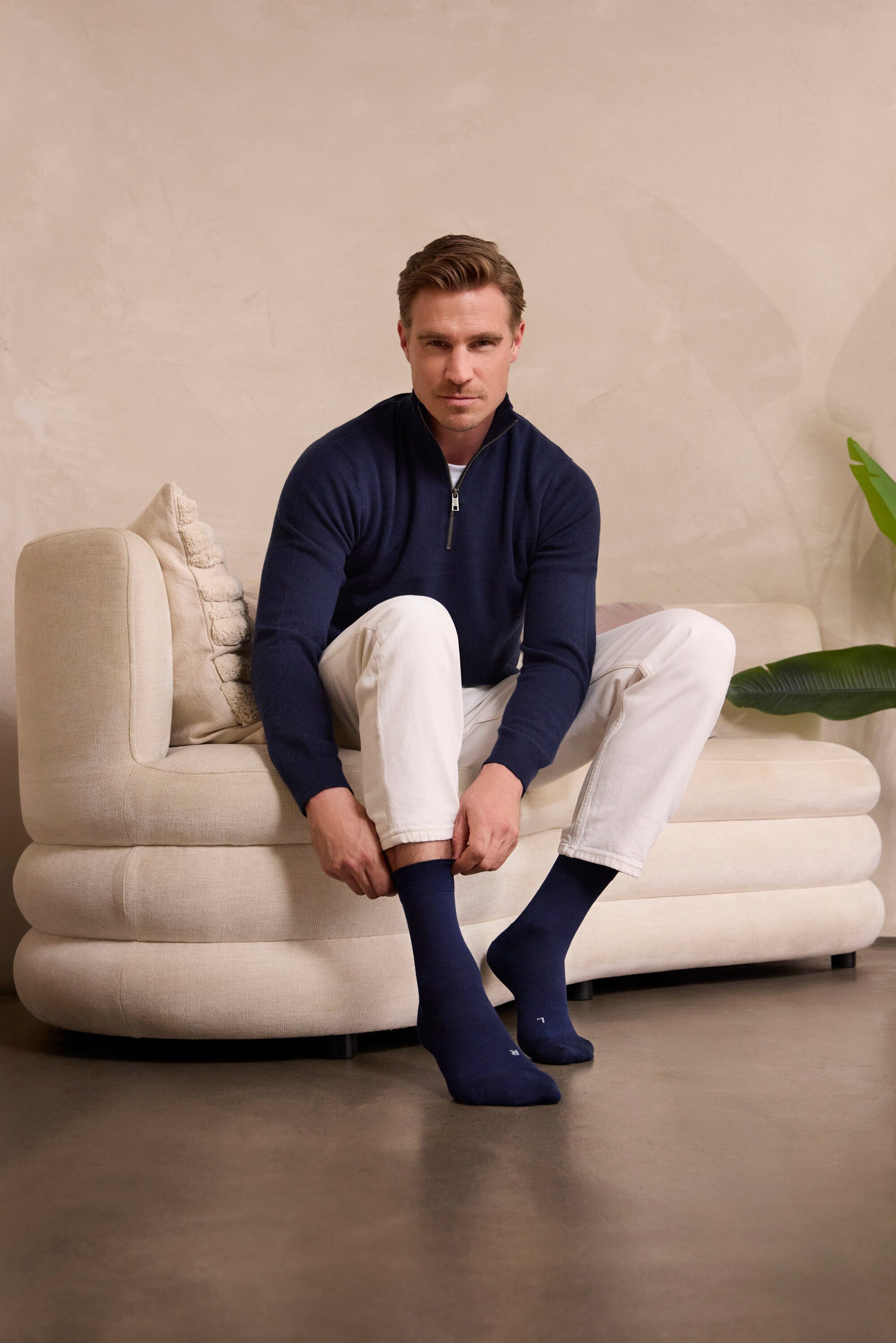 FALKE Funktionssocken Stabilizing Wool Everyday Socken (1-Paar) reduziert das Risiko des Umknickens