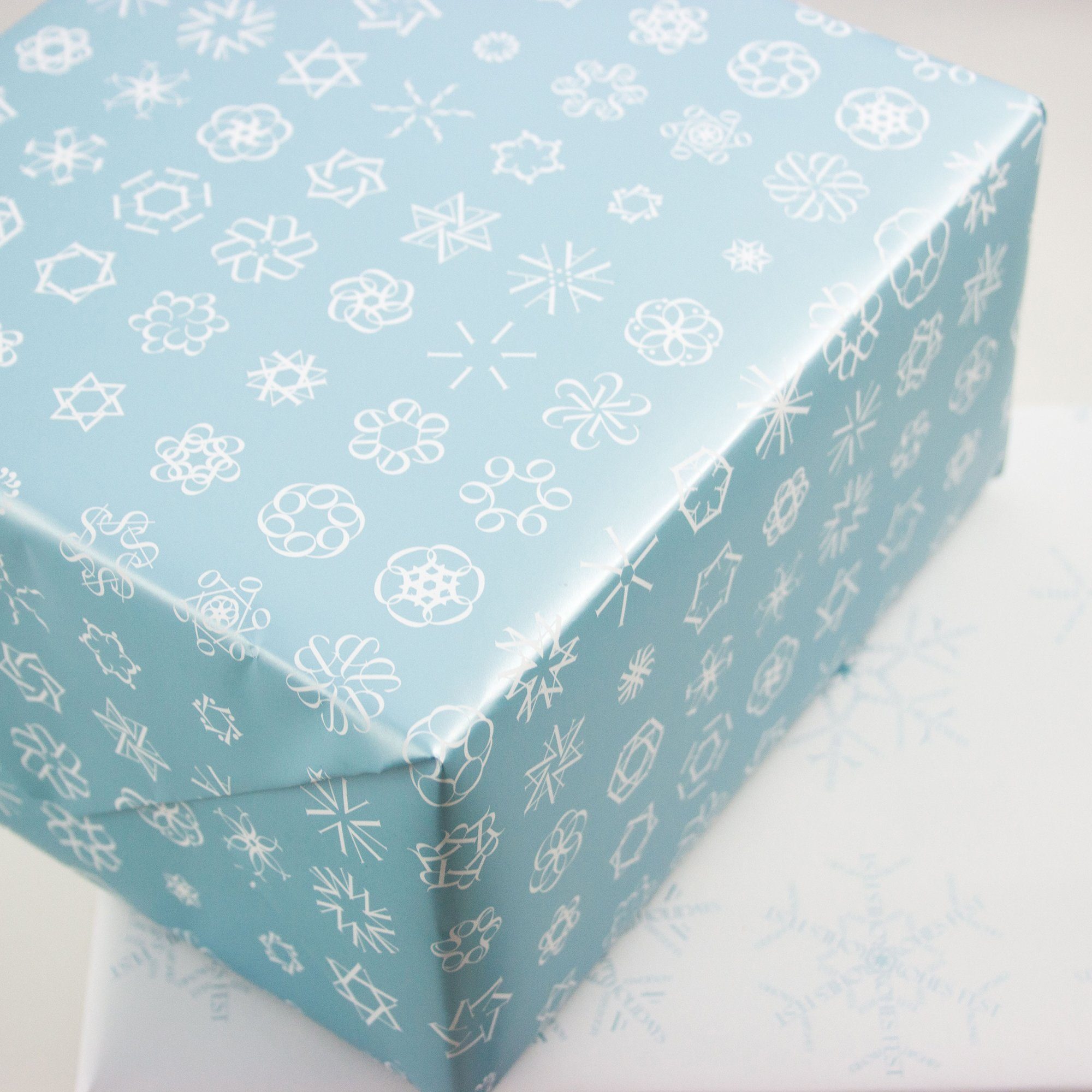 Bow & Hummingbird Geschenkpapier Geschenkpapier Schneeflocken II