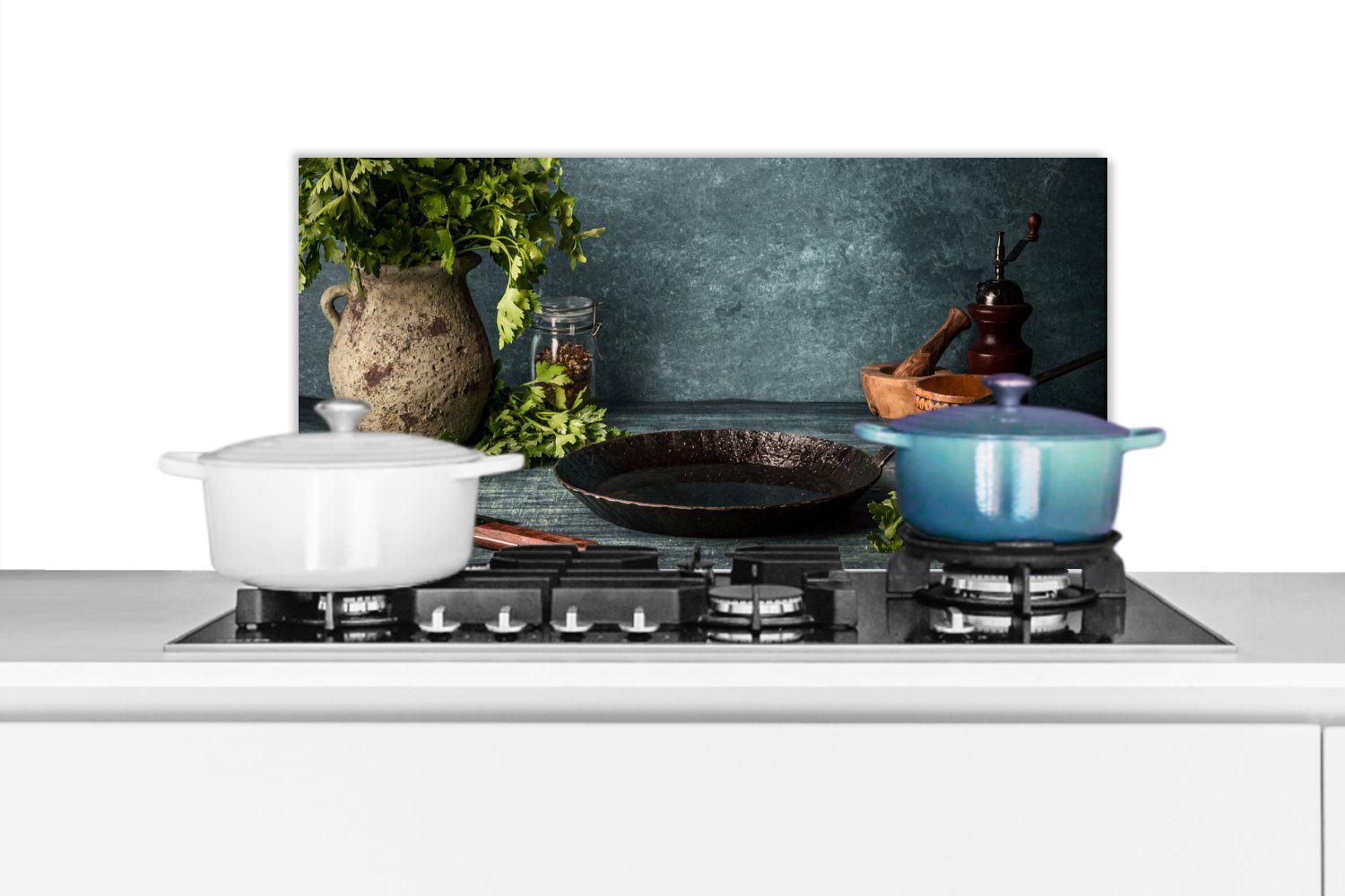 MuchoWow Küchenrückwand Kräuter - Gewürze - Pfanne - Messer - Grau - Rustikal, (1-tlg), 60x30 cm, Wandschutz, gegen Fett und Schmutzflecken für Küchen