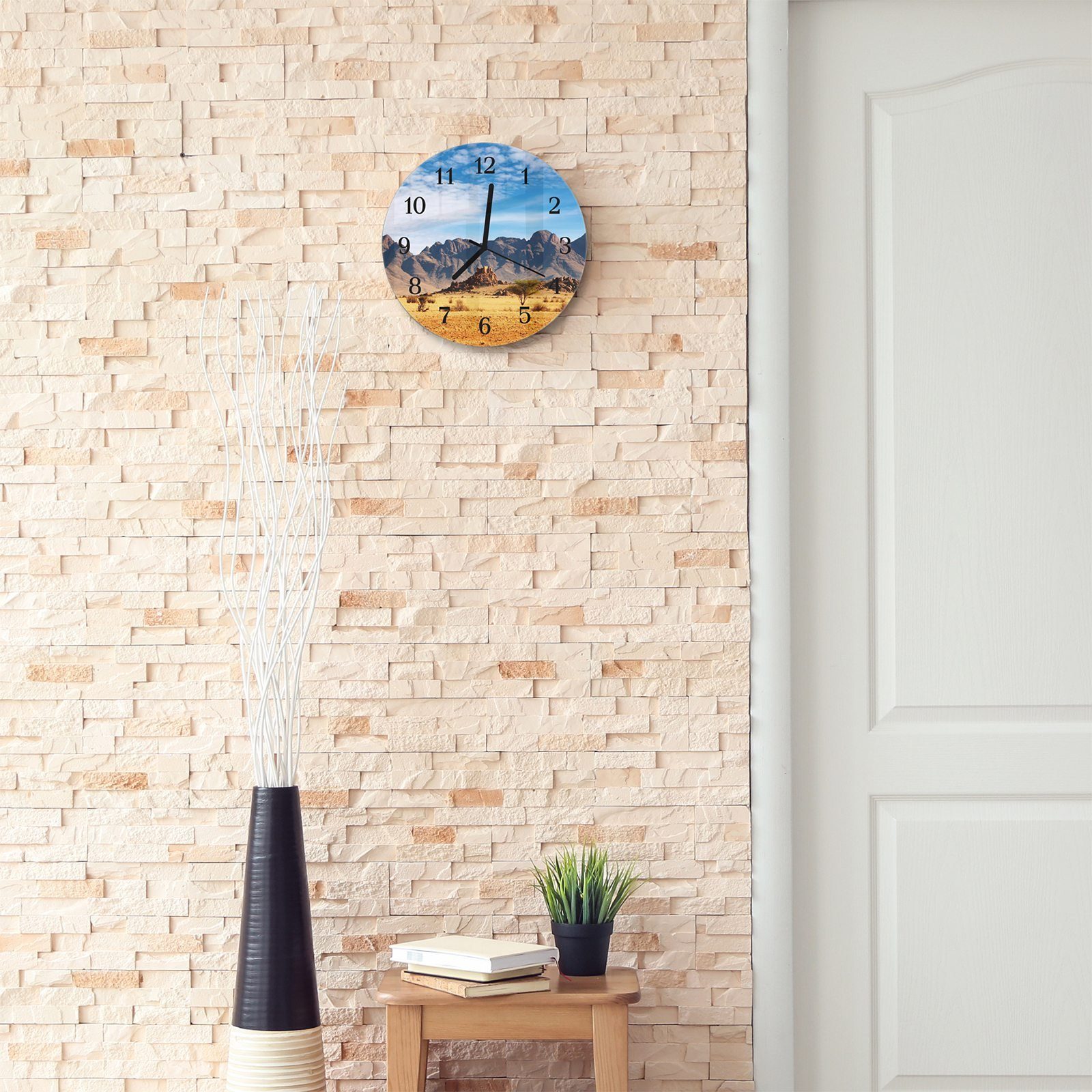 Primedeco Wanduhr Wanduhr Durchmesser mit aus Quarzuhrwerk und der in - 30 cm Felsen Wüste mit Rund Motiv Glas
