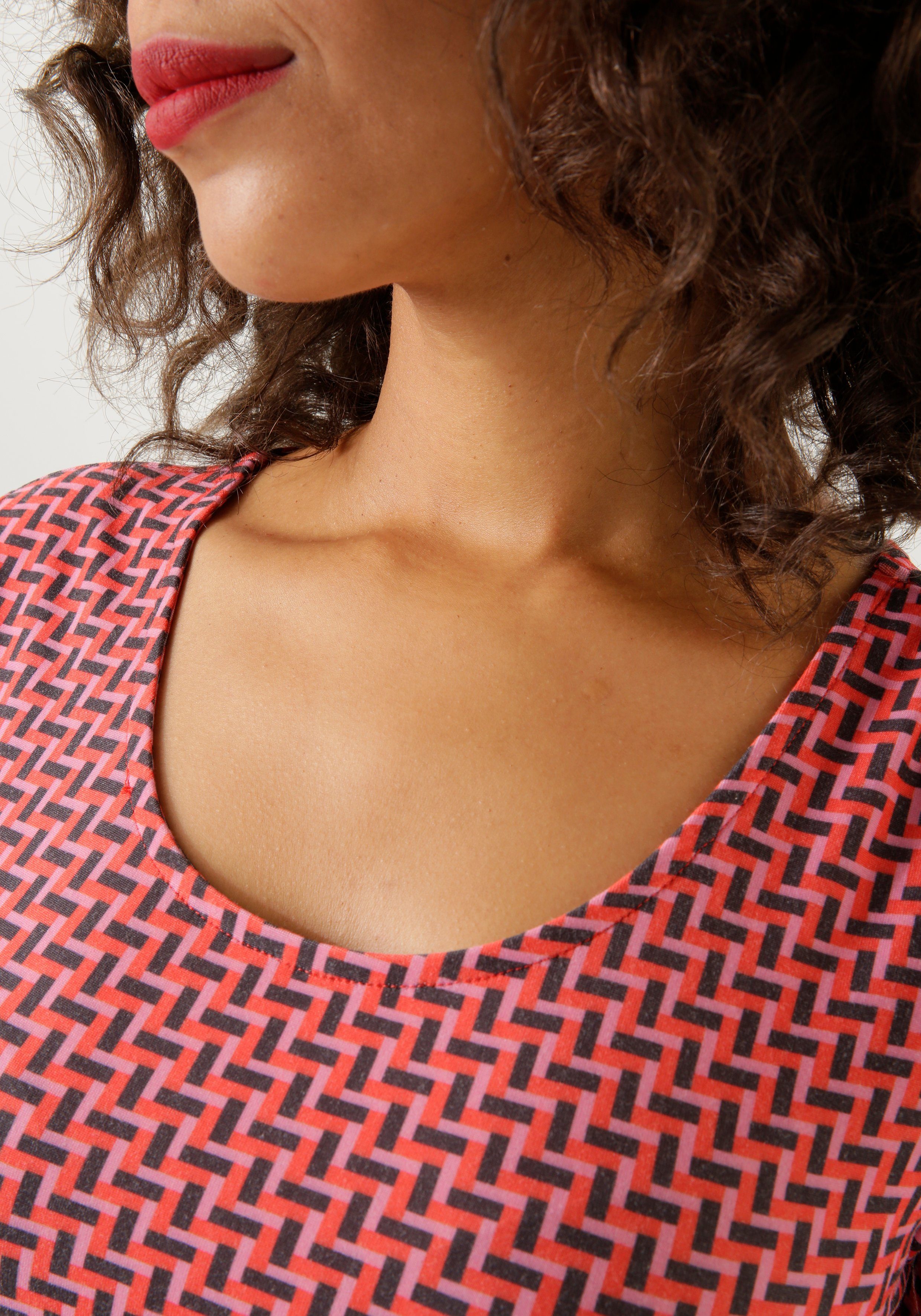Aniston CASUAL Jerseykleid graphischen trendfarbenem, Druck KOLLEKTION NEUE - mit