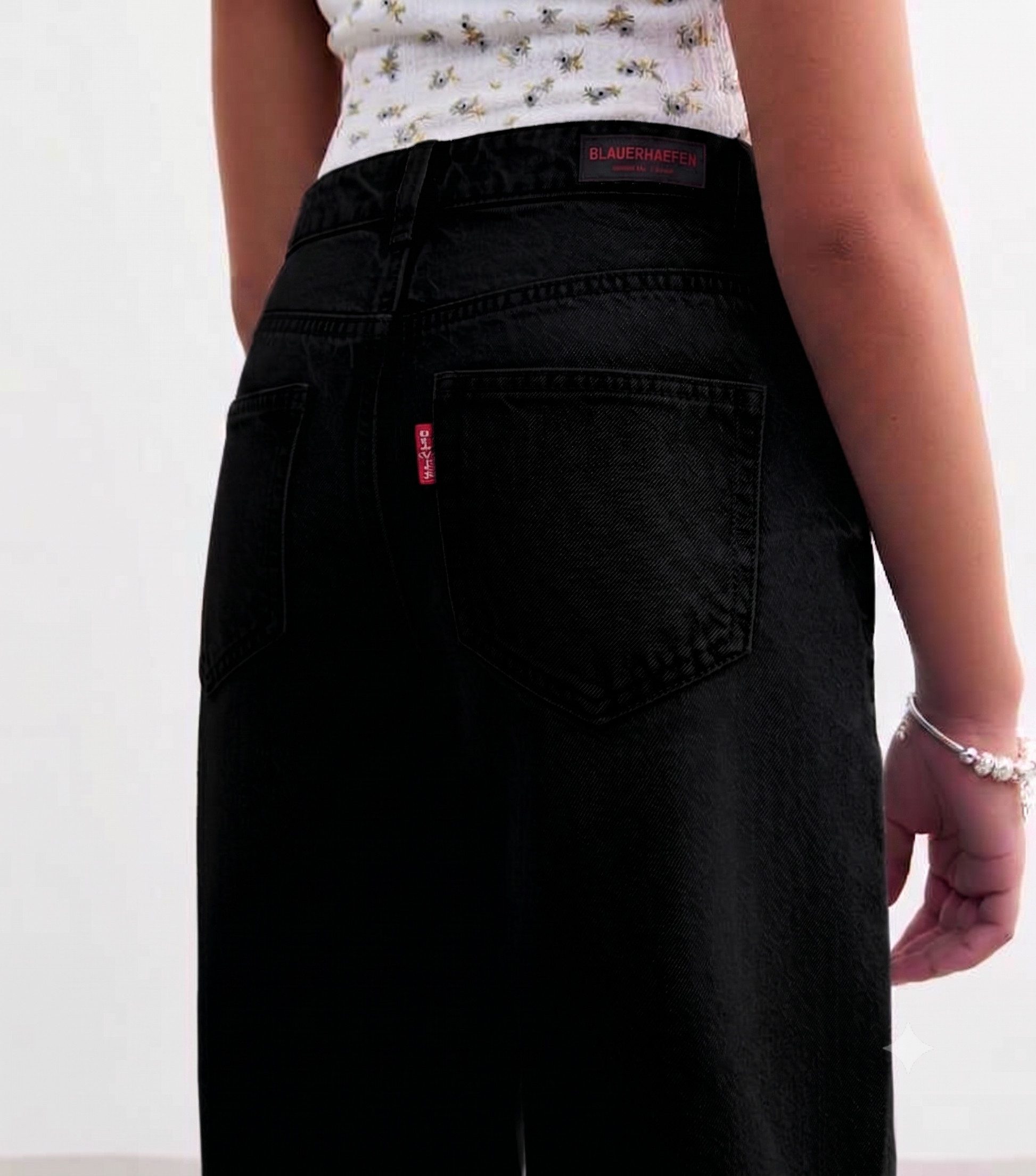 BlauerHafen Schlagjeans Damen Schlagjeans Stretch Baumwollmischung 5 Pocket mit Reißverschluss – Bild 4 von 4