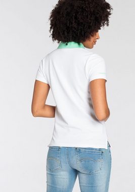 KangaROOS Poloshirt mit Kontrast Kragen und Logodruck auf Brusthöhe - NEUE-KOLLEKTION