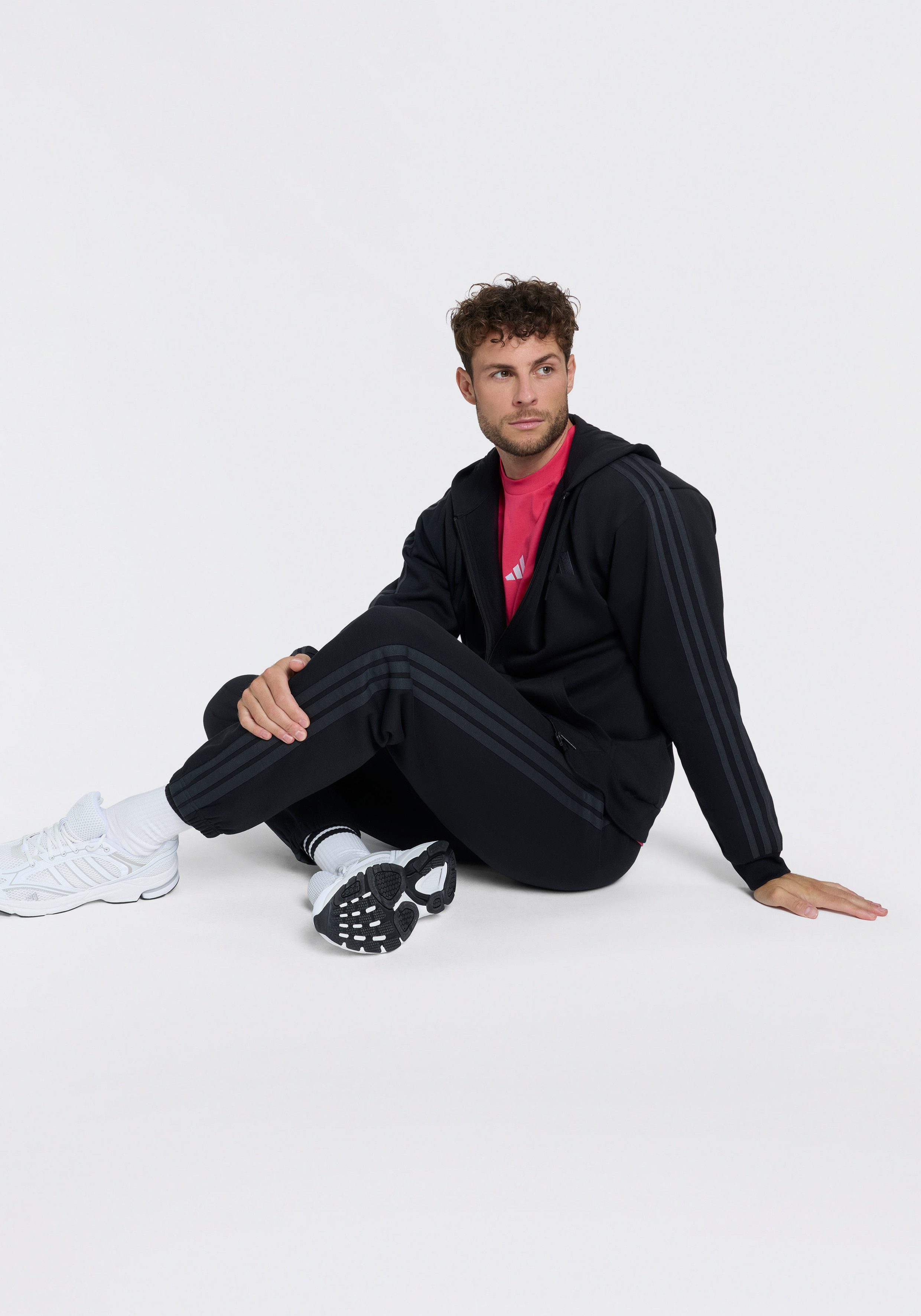 Zum Outfit 7