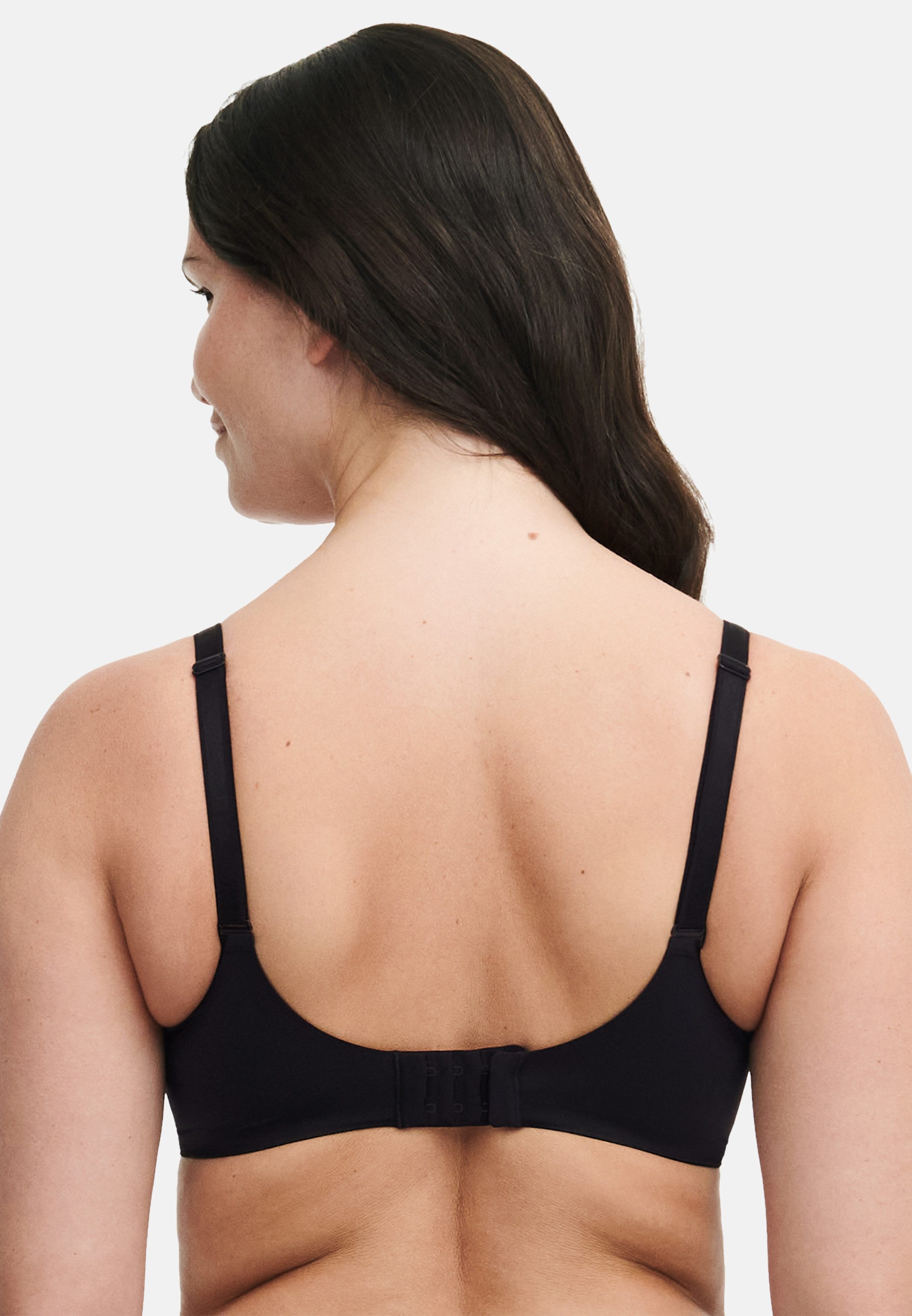 Chantelle Schalen-BH Essential (1-tlg) Schalen-BH - Blickdicht - Nahtlose Cups für einen glatten Look