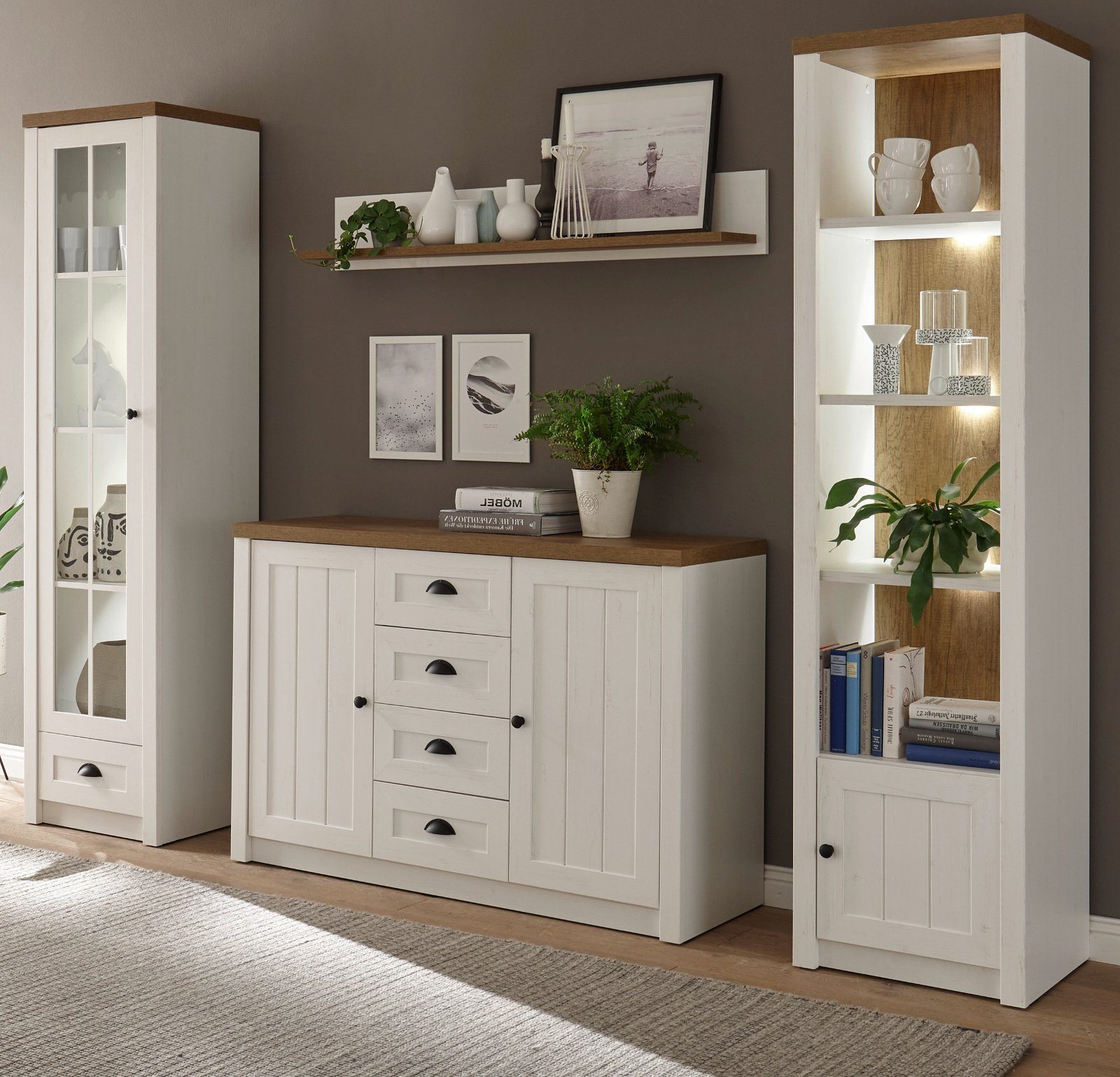 Furn.Design Wohnwand Seyne, (in Pinie weiß mit Eiche hell, Set 4-teilig, ca. 270 x 198 cm), moderner Landhausstil mit gekälter Optik