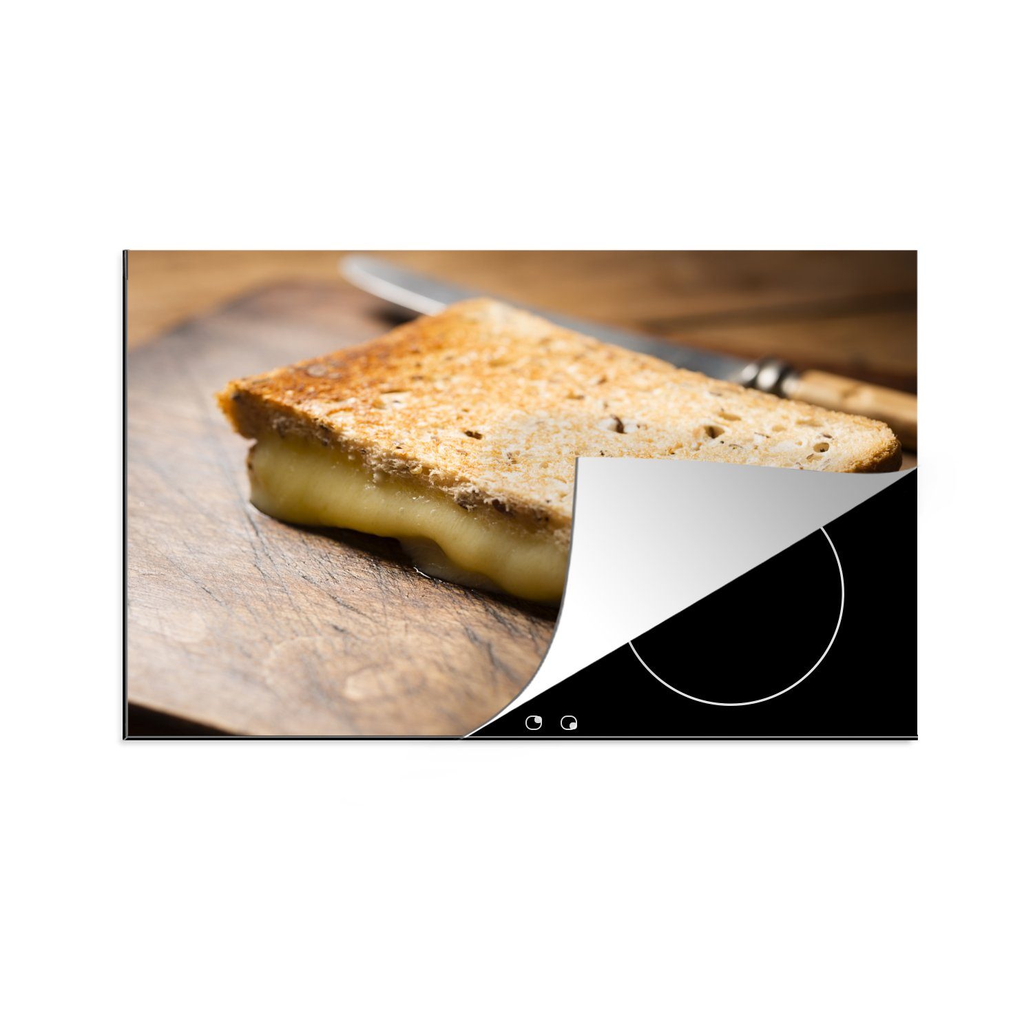 MuchoWow Herdblende-/Abdeckplatte Toast mit geschmolzenem Käse auf einem Schneidebrett, Vinyl, (1 tlg), 81x52 cm, Induktionskochfeld Schutz für die küche, Ceranfeldabdeckung