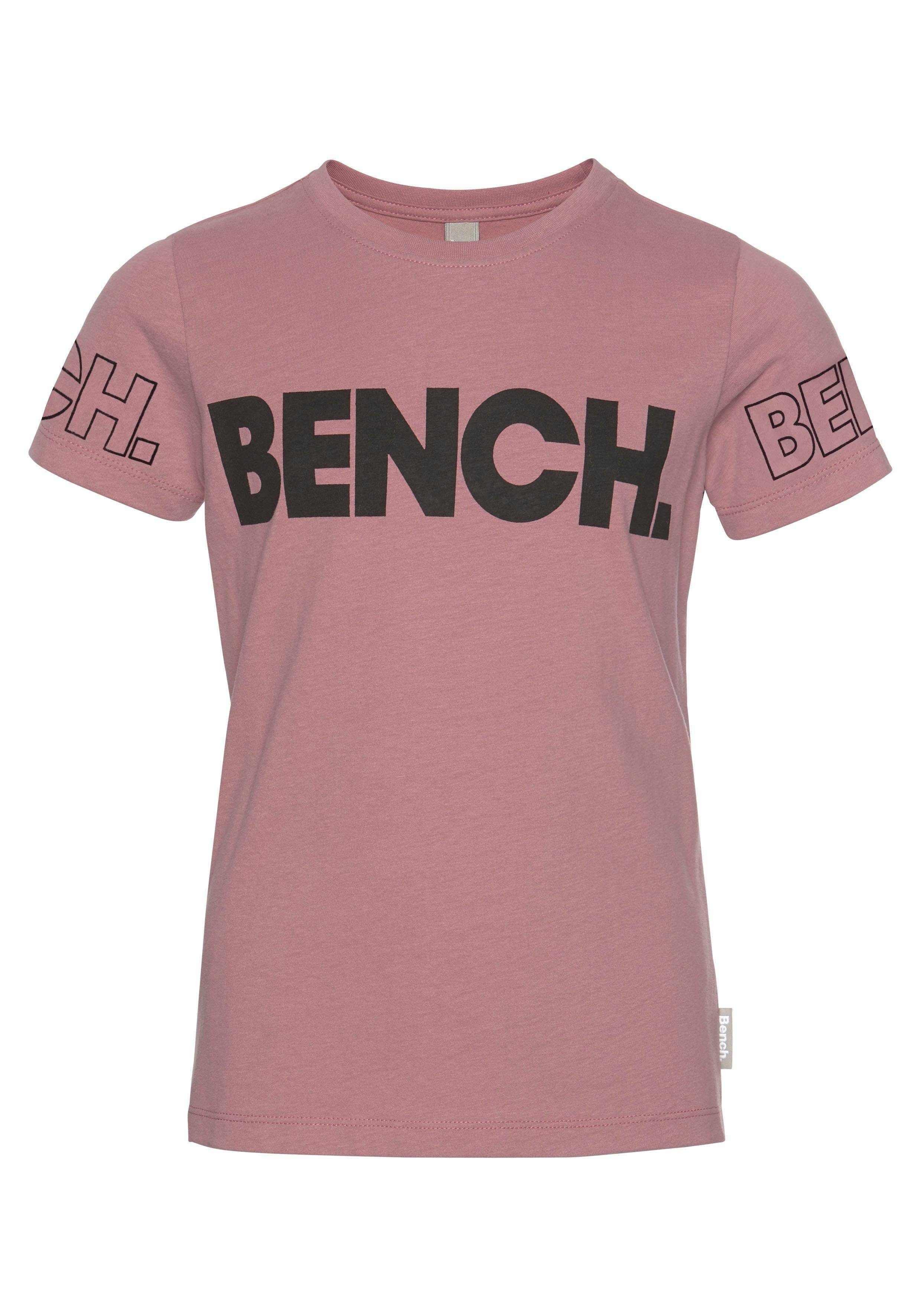 Bench. T-Shirt mit Bench-Logo-Drucken