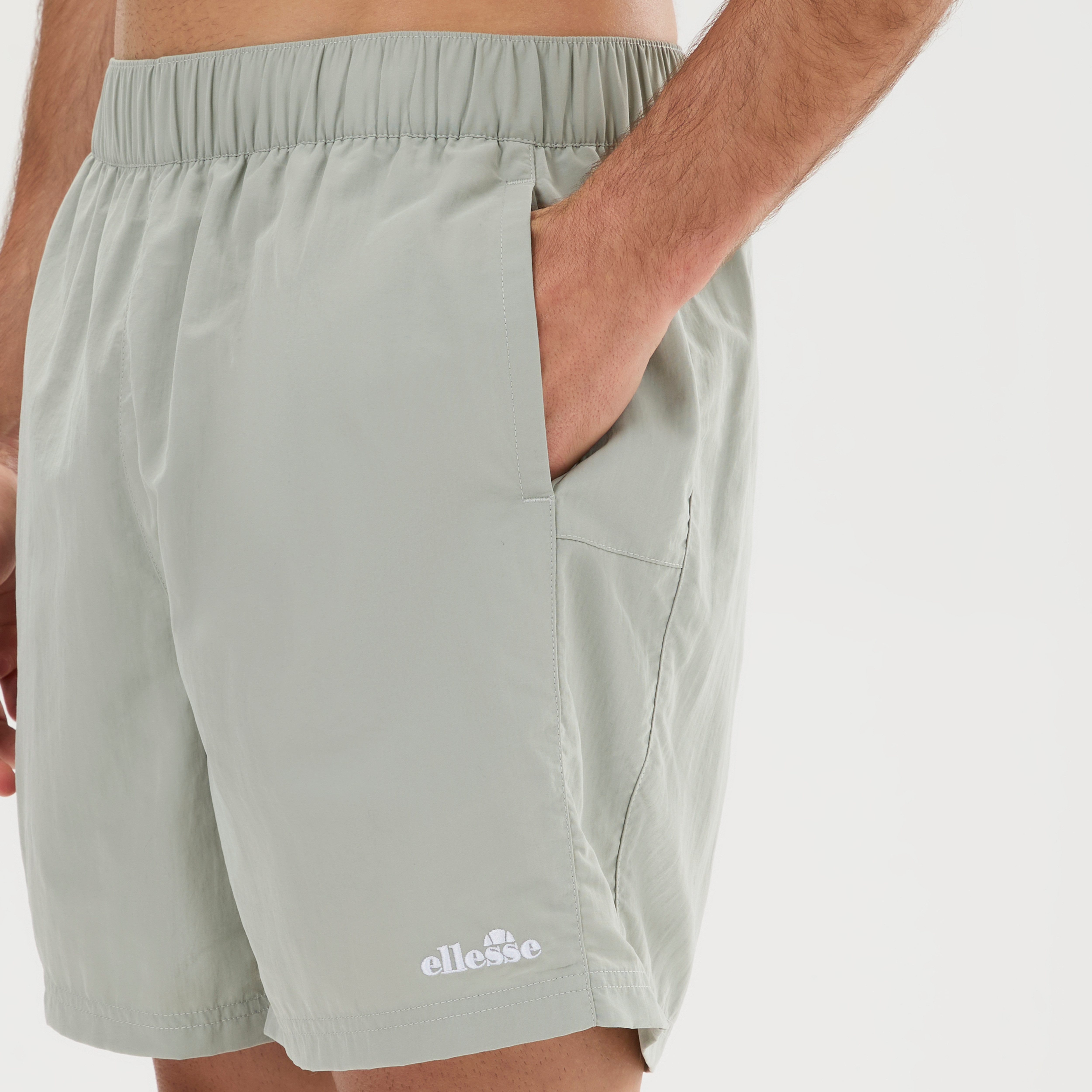 Ellesse Badeshorts ALENZA SWIM SHORT sportliche Badehose, leichtes Design, komfortabler Sitz