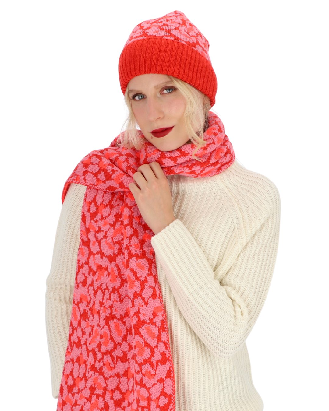 halsüberkopf Accessoires Strickschal Leo, mit Animalmuster günstig online kaufen