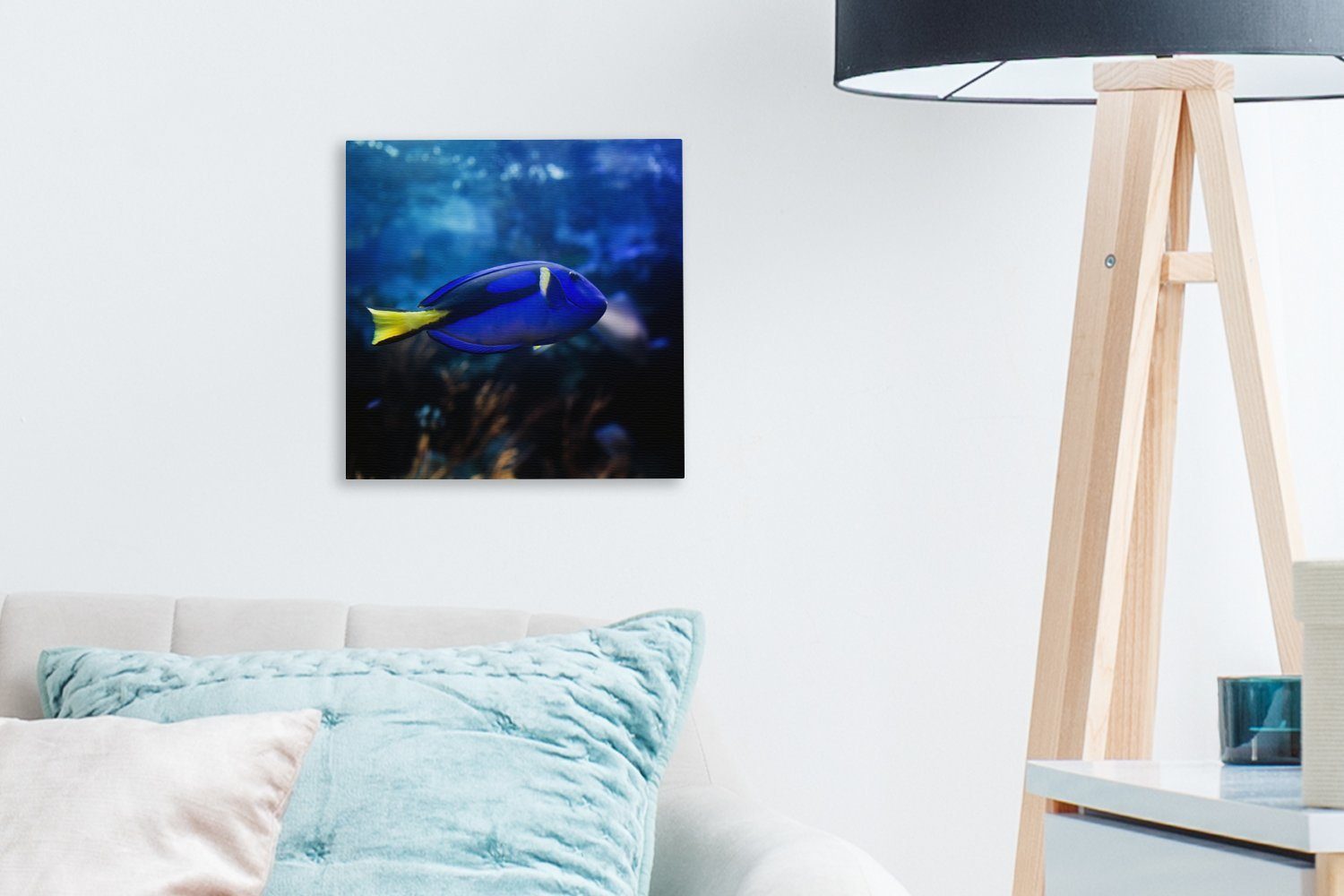 Wohnzimmer Bilder Schlafzimmer St), (1 Leinwandbild im für Leinwand Blauer OneMillionCanvasses® Fisch Aquarium,