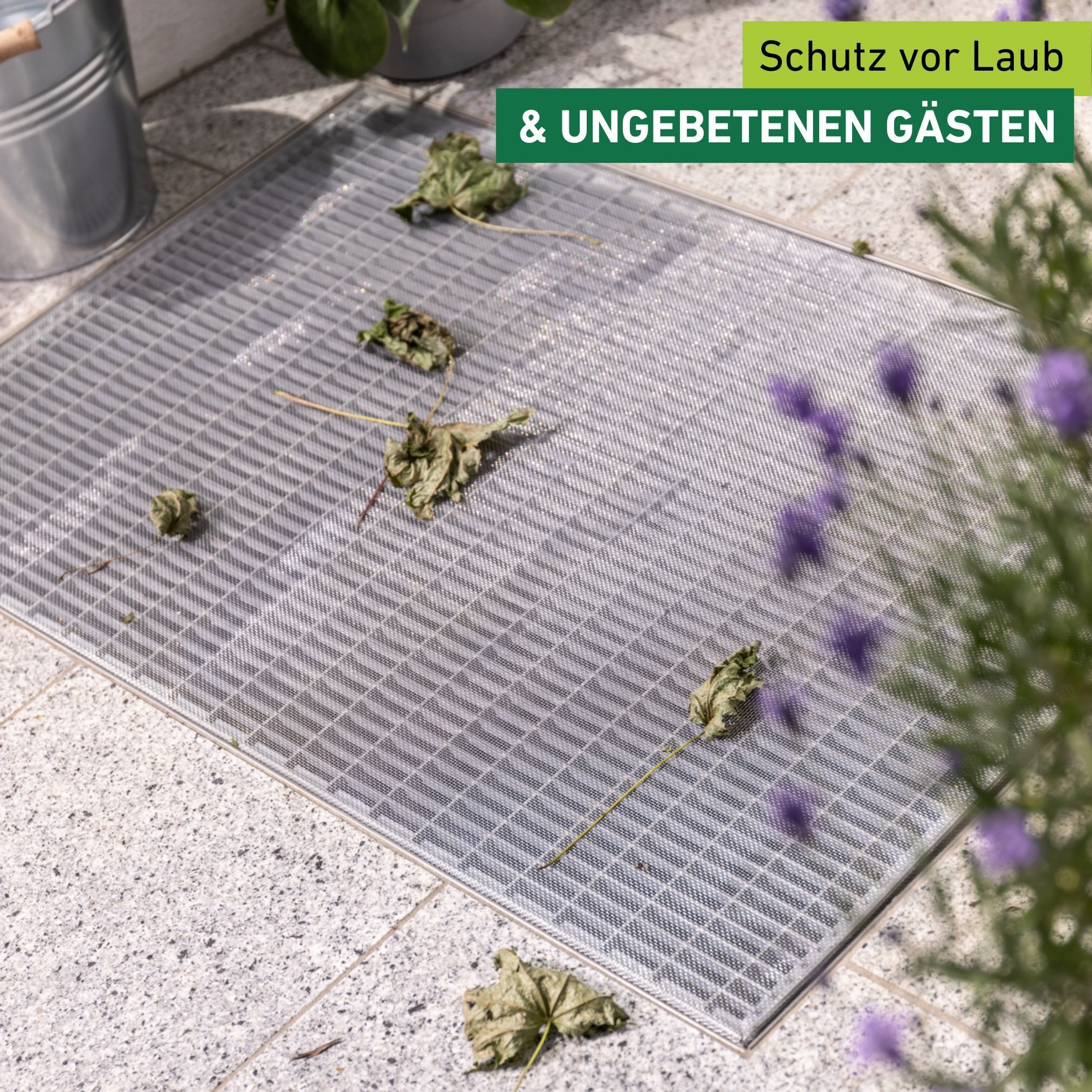 Windhager Lichtschachtabdeckung zuverlässiger Schutz vor Laub, Ungeziefer, Kellerschacht Schutzgitter, (1-St), individuell kürzbar, erhältlich in Alu-, Edelstahl-, Fiberglasgewebe