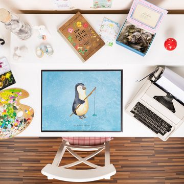 Mr. & Mrs. Panda Schreibtischunterlage Pinguin Angler - Eisblau - Geschenk, Bürobedarf, Neustart, Schreibwar, (1 tlg)