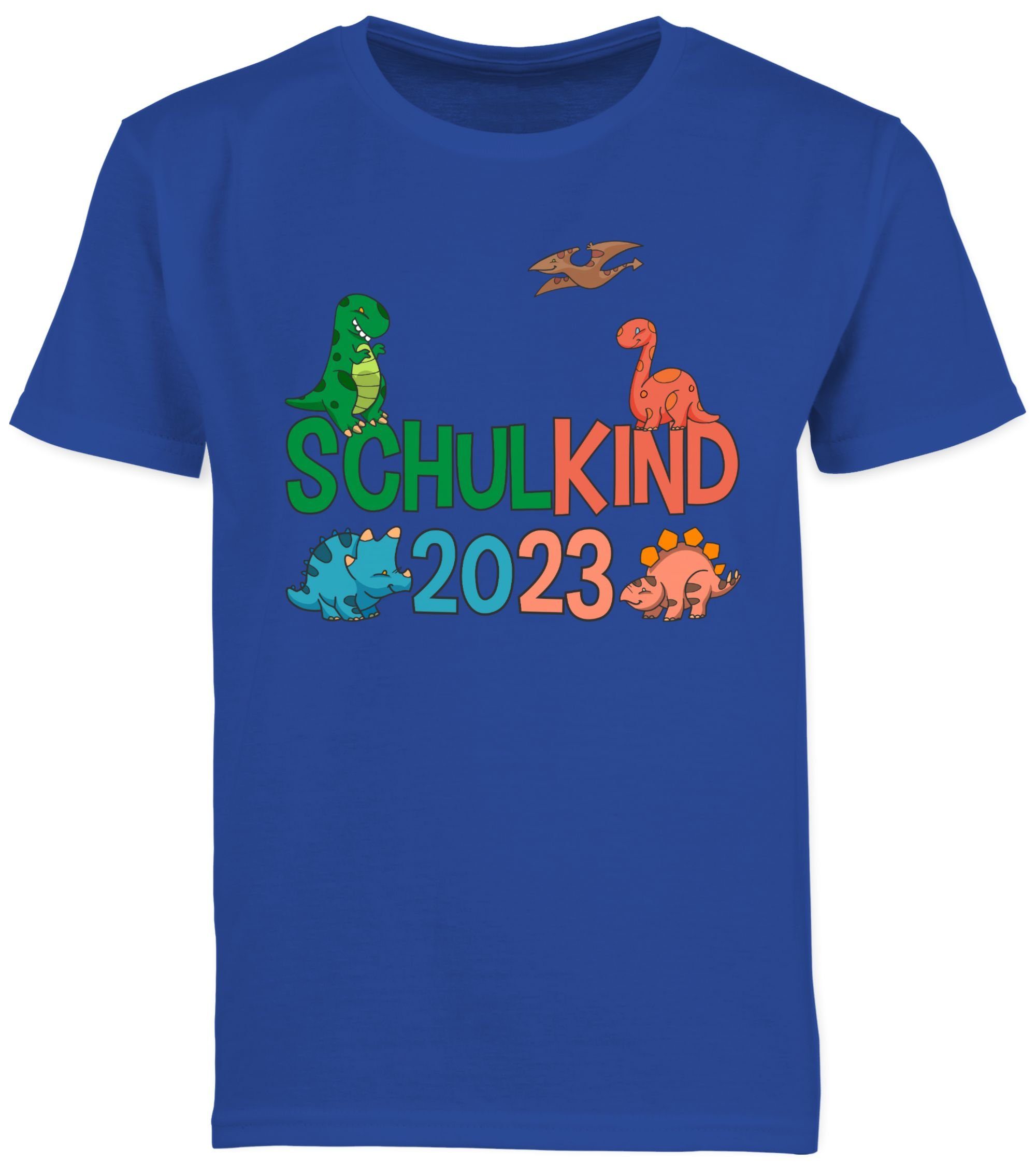 T-Shirt 2023 Einschulung Dinos Shirtracer Schulanfang Geschenke 03 Junge Schulkind Royalblau
