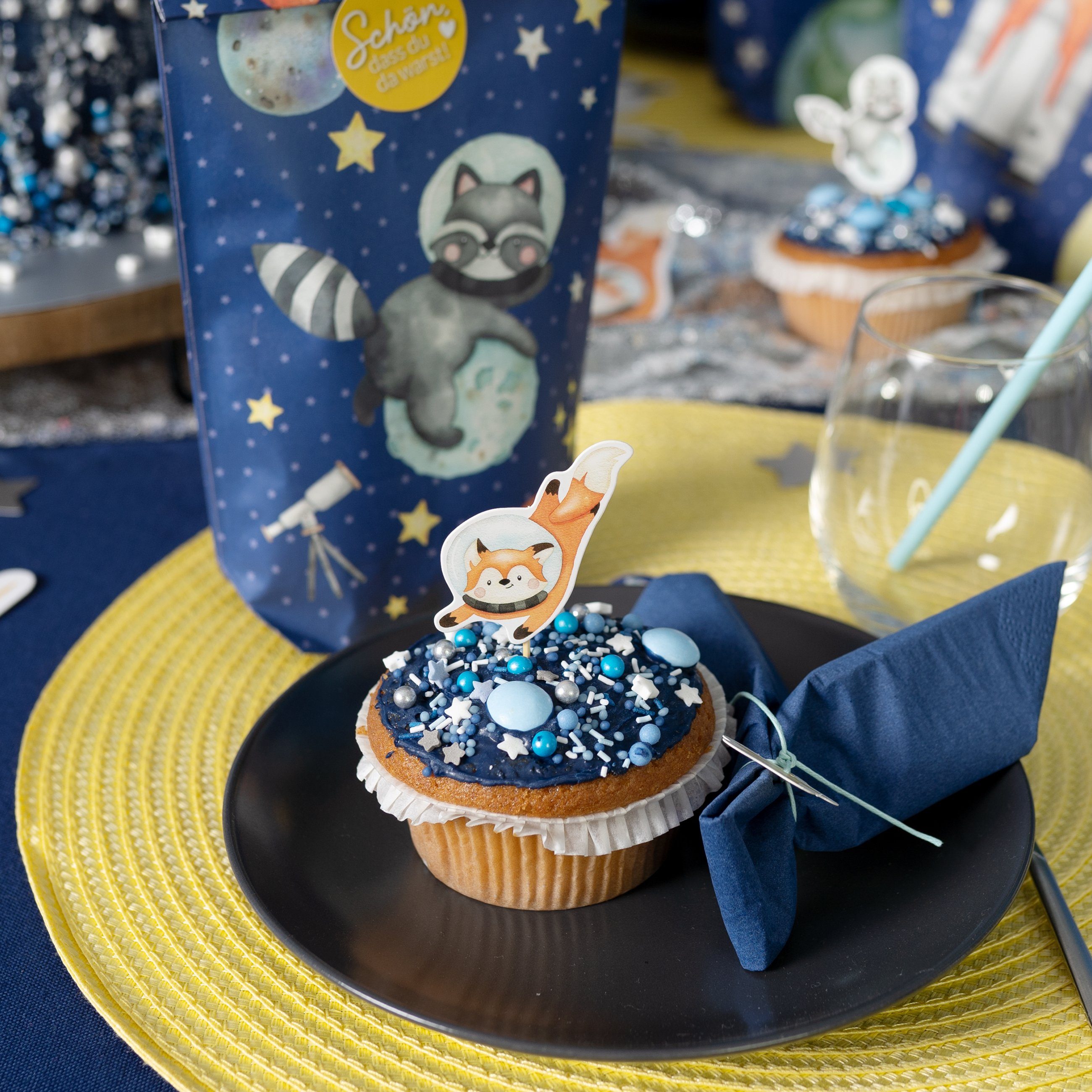 PAPIERDRACHEN Papierdekoration Cake Topper - Kuchendekoration- 19-teilig -in verschiedenen Designs, Kuchenstecker für den Kindergeburtstag
