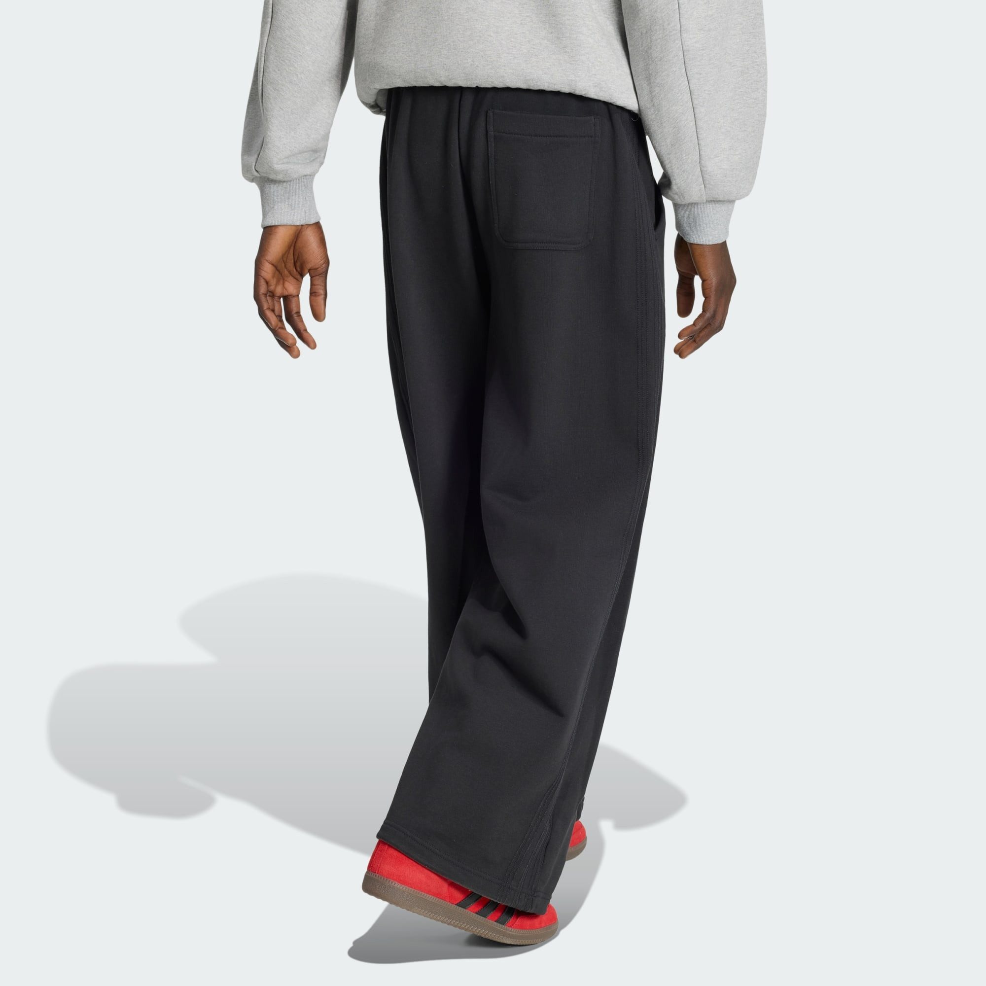adidas Originals Trainingshose PREMIUM ESSENTIALS HOSE OFFENER WEITER SAUM (1-tlg)