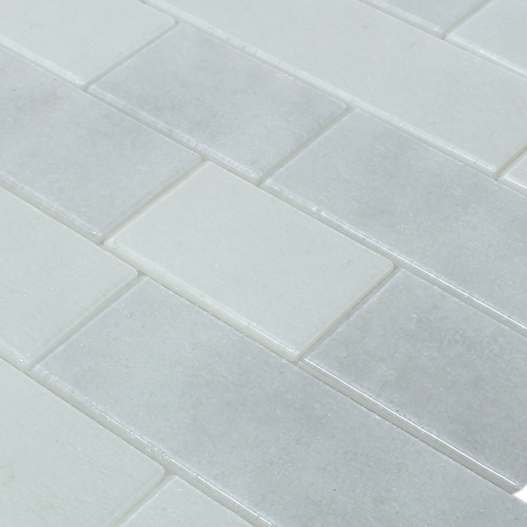 Mosafil Mosaikfliesen Glasmosaik Fliesen Richmond, Glas 30.000x30.000, weiß, Verlegefertig auf ein Netz geklebt - Wasserfest