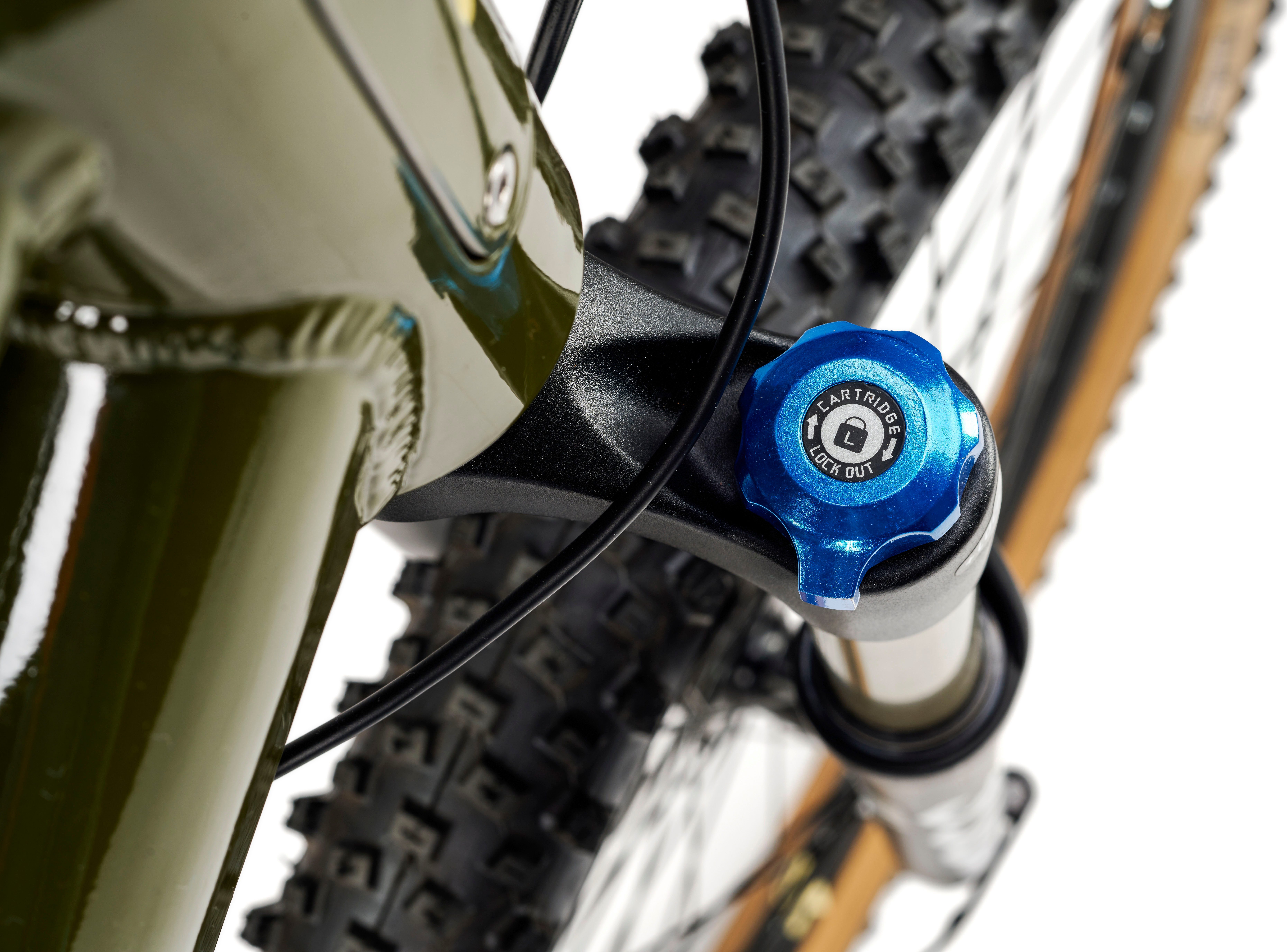 S’COOL E-Bike Mountainbike S'COOL e-troX race 26-9S Alivio - Olive/Beige, 9 Gang Shimano, Kettenschaltung, Heckmotor, 252 Wh, Bafang RM G370.250.DC Nabenmotor