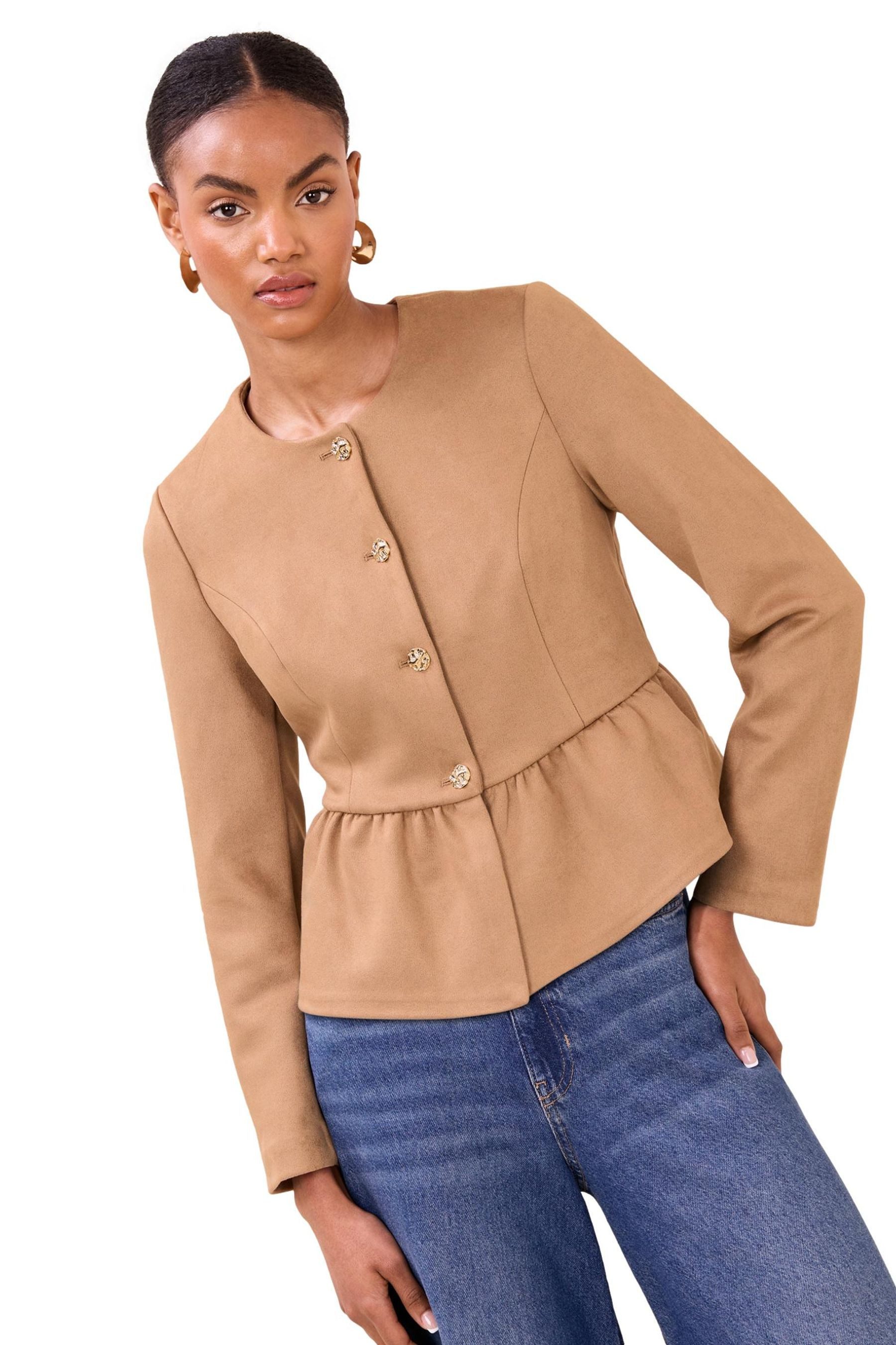 LIPSY Kurzjacke Lipsy Kragenlose Jacke mit Schößchensaum, Regular (1-St)