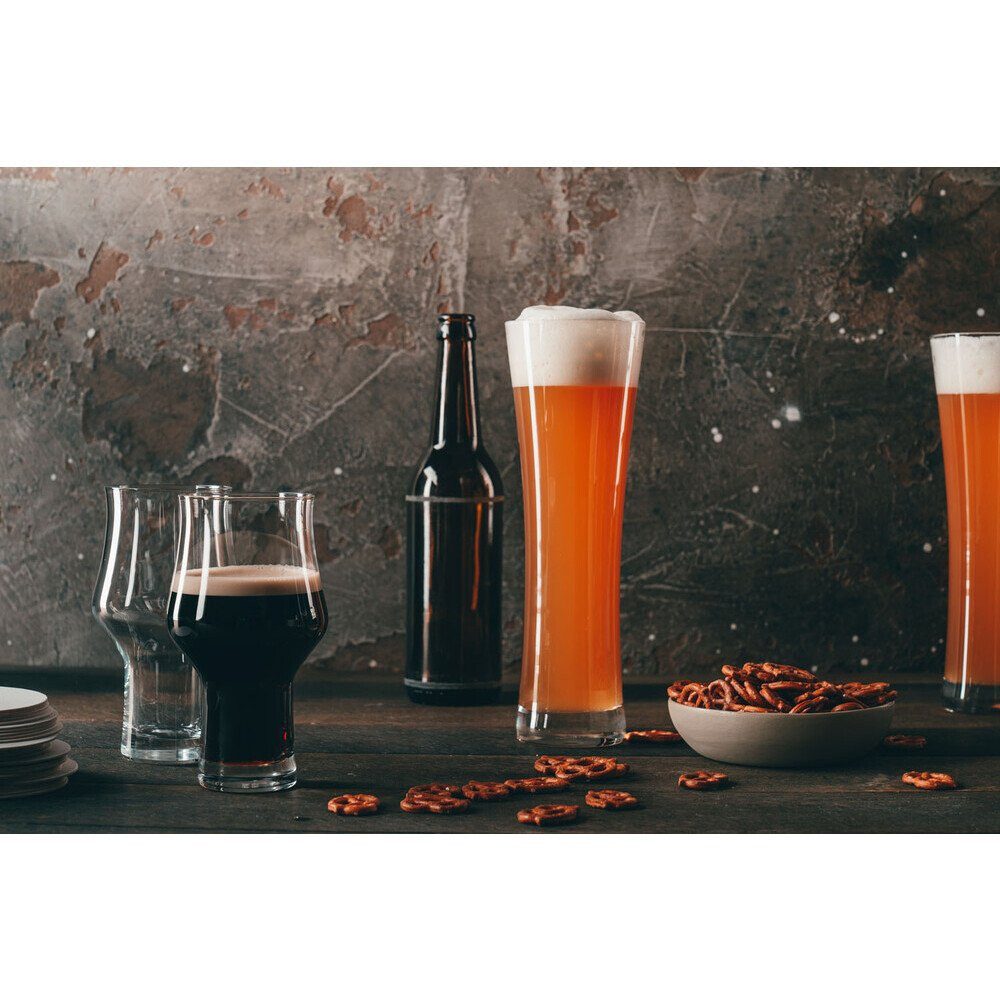 SCHOTT ZWIESEL Bierglas Weizenbierglas groß 4er-Set Beer Basic mit Moussierpunkt klar, 4-tlg., Tritan-Kristallglas, Weizenbierglas groß, 4-tlg., Ø8,6cm, Tritan- – Bild 4 von 4