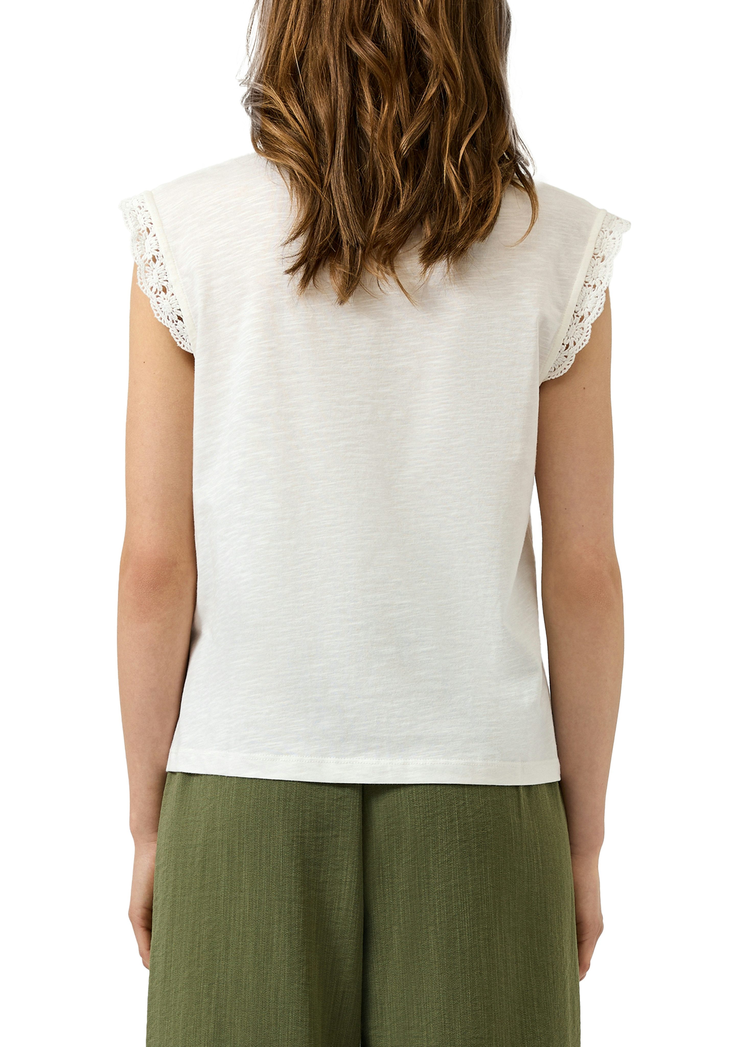 QS Rundhalsshirt mit Häkel-Details an der Schulter