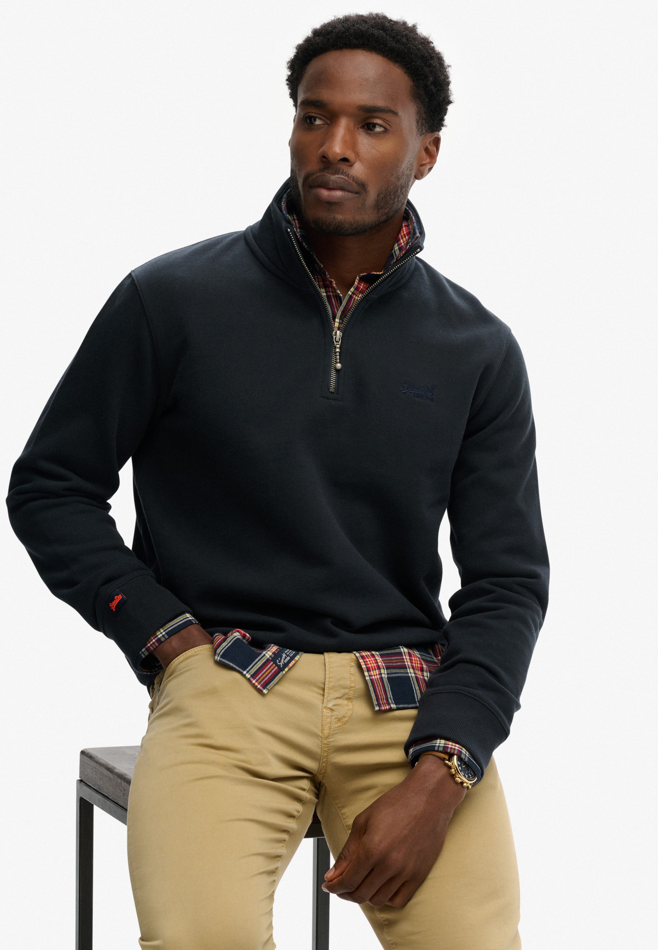 Superdry Sweatshirt ESSENTIAL LOGO HENLEY aus Baumwolle und Polyester, Loose Fit, angeraute Sweatware