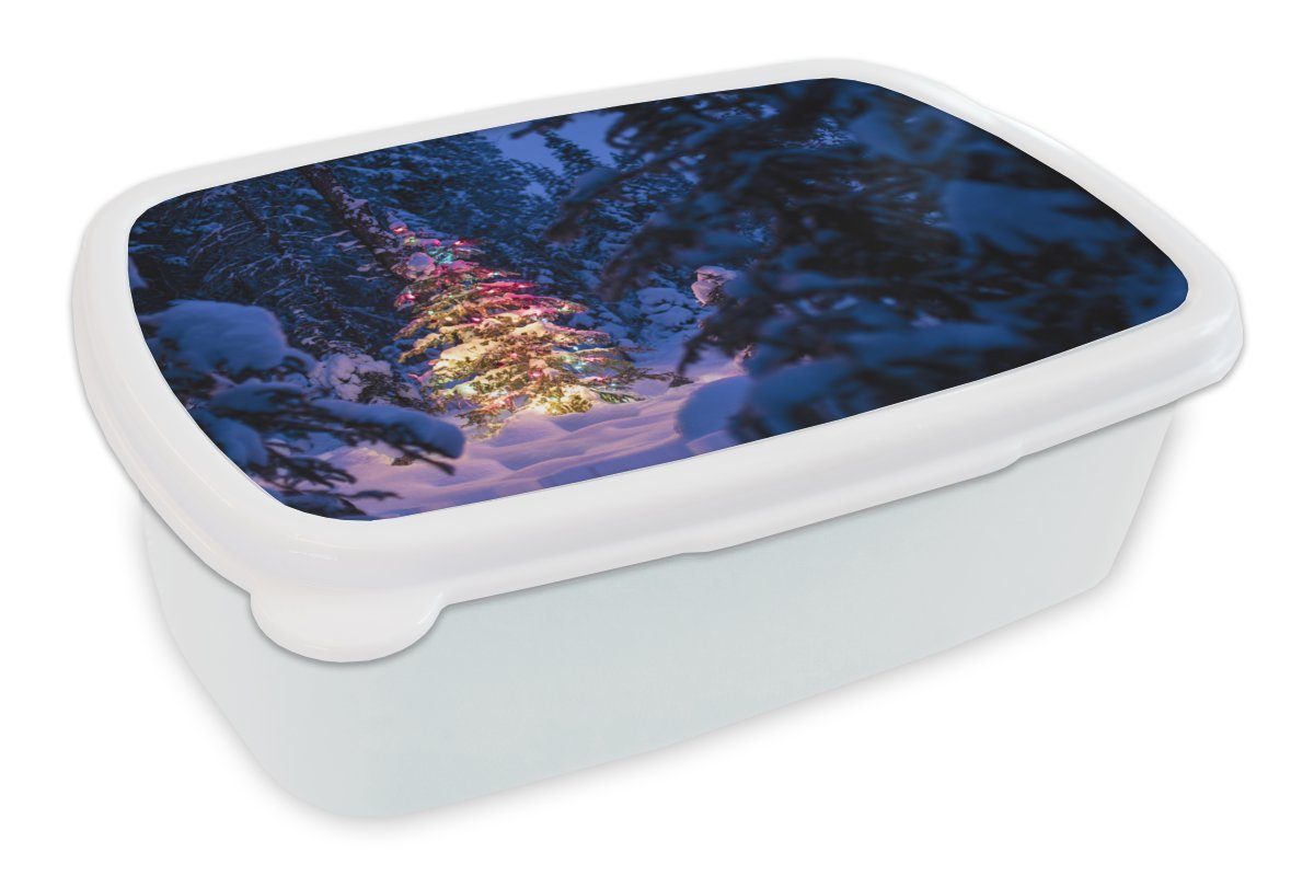 (2-tlg), Wald, und Lunchbox MuchoWow für für Erwachsene, weiß Ein Mädchen Brotdose, Jungs Brotbox und verschneiten im Kunststoff, Kinder Weihnachtsbaum