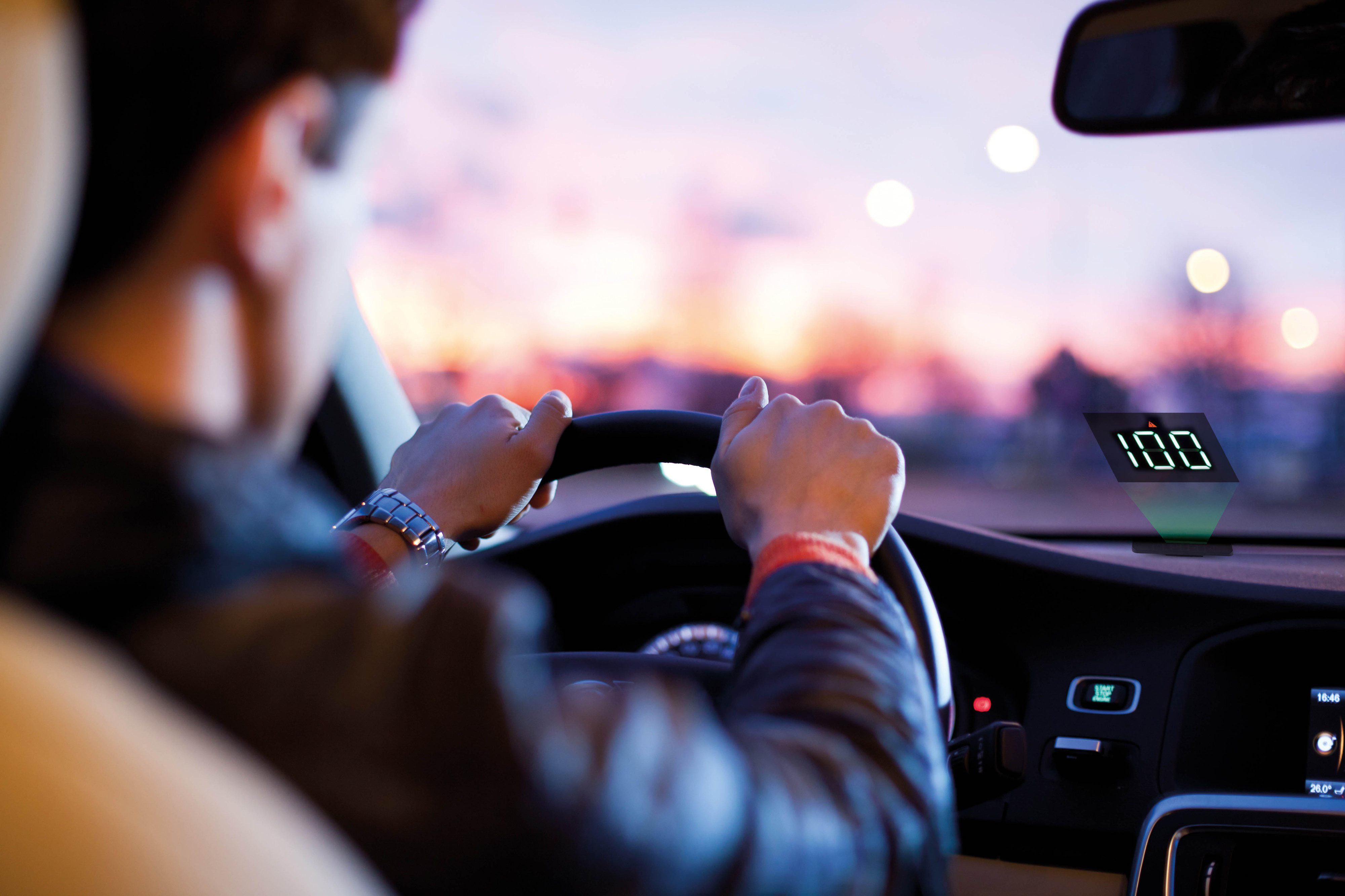 TREBS Head Up Display 99742, 1-tlg., Head-up-Display, GPS-Anzeige, Warnfunktion für Fahrdaten im Fahrzeug