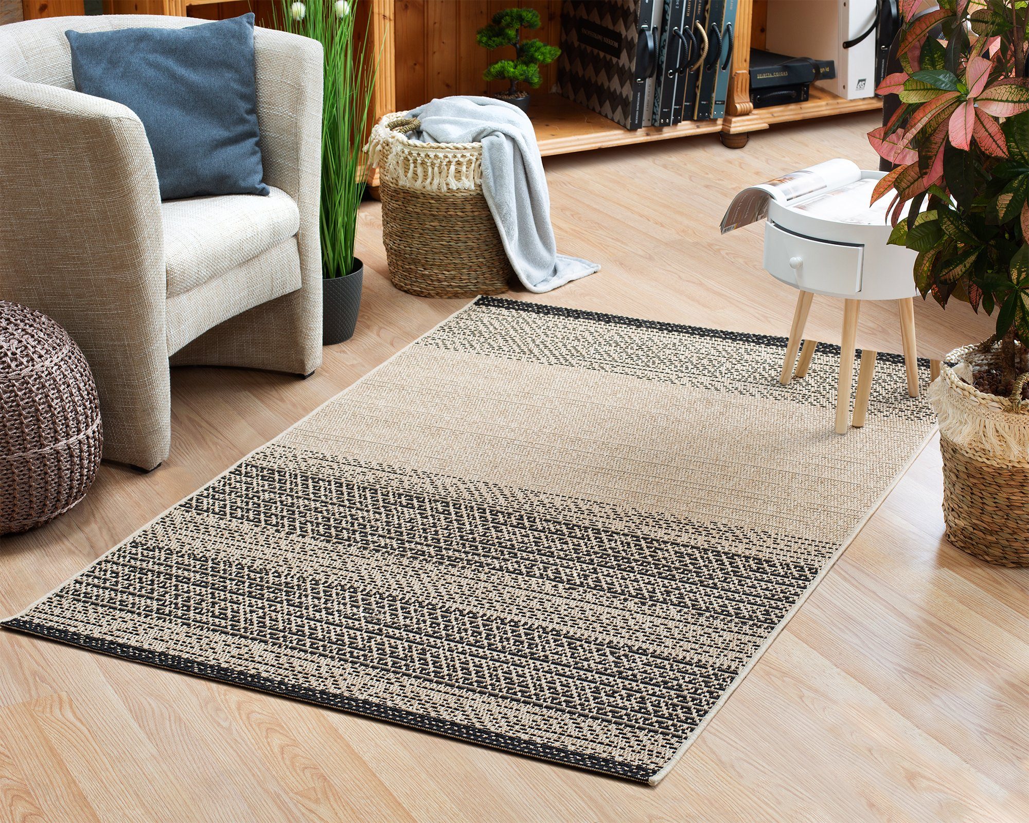 Teppich In- & Outdoor Teppich UMAR im Ethno-Stil - wetterfest & robust für Garten/Terrasse/Balkon oder Innenräume, aus hochwertigen Kunstfasern, Beige-Schwarz