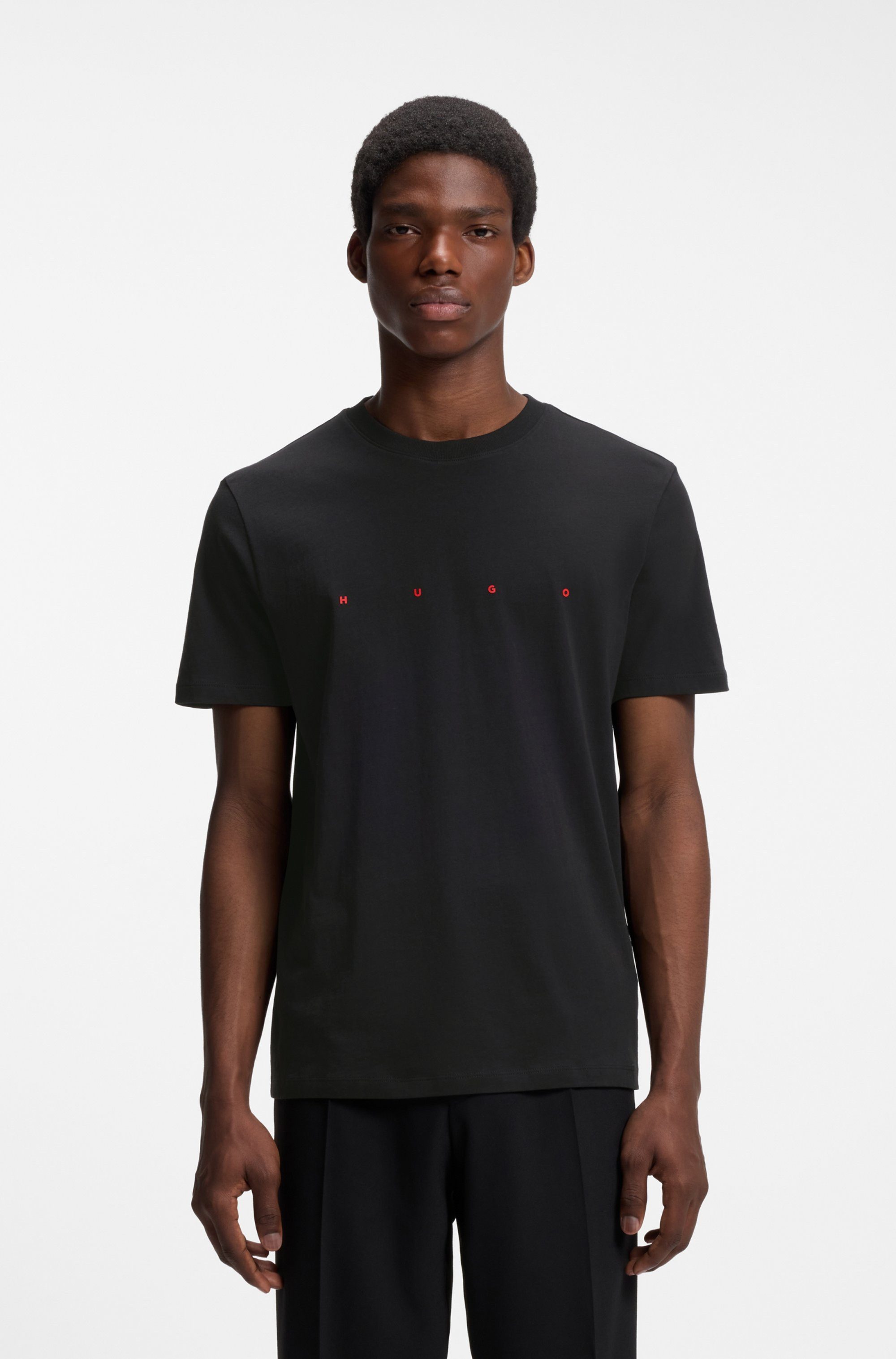 HUGO T-Shirt Dorosi Rundhalsausschnitt, Regular Fit, Logo-Schriftzug
