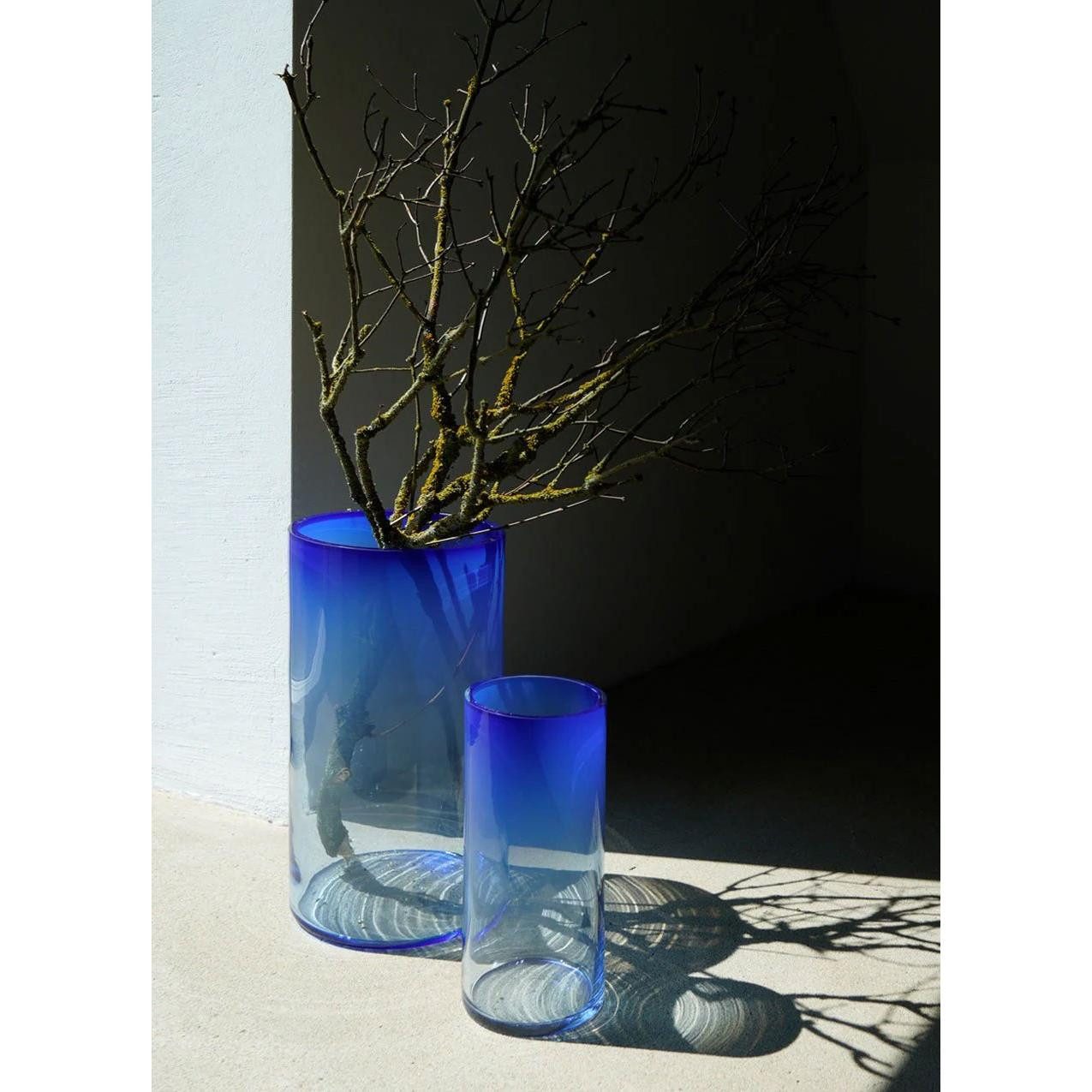 Fundamental Berlin Dekovase Vase Rise Floor Vase Cobalt Blue (42cm)