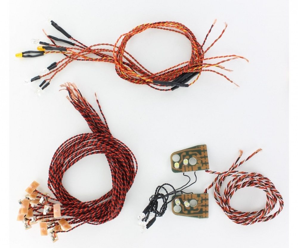 CARSON Carson 1:14 Positionsleuchten-Set FH RC-Ladegerät