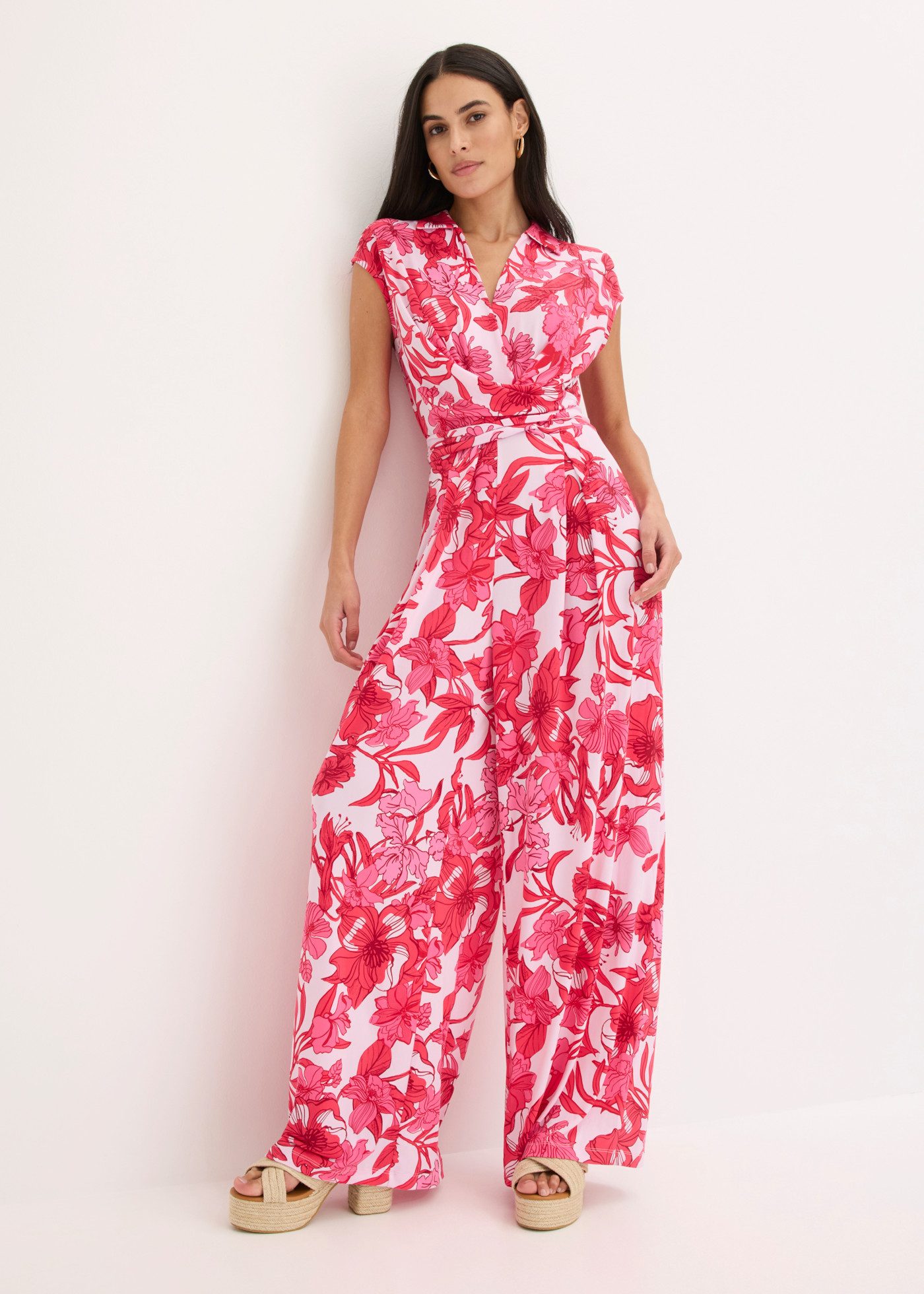 bonprix Jumpsuit floral bedruckt, weites Bein, mit Drapierung in der Taille, ärmellos