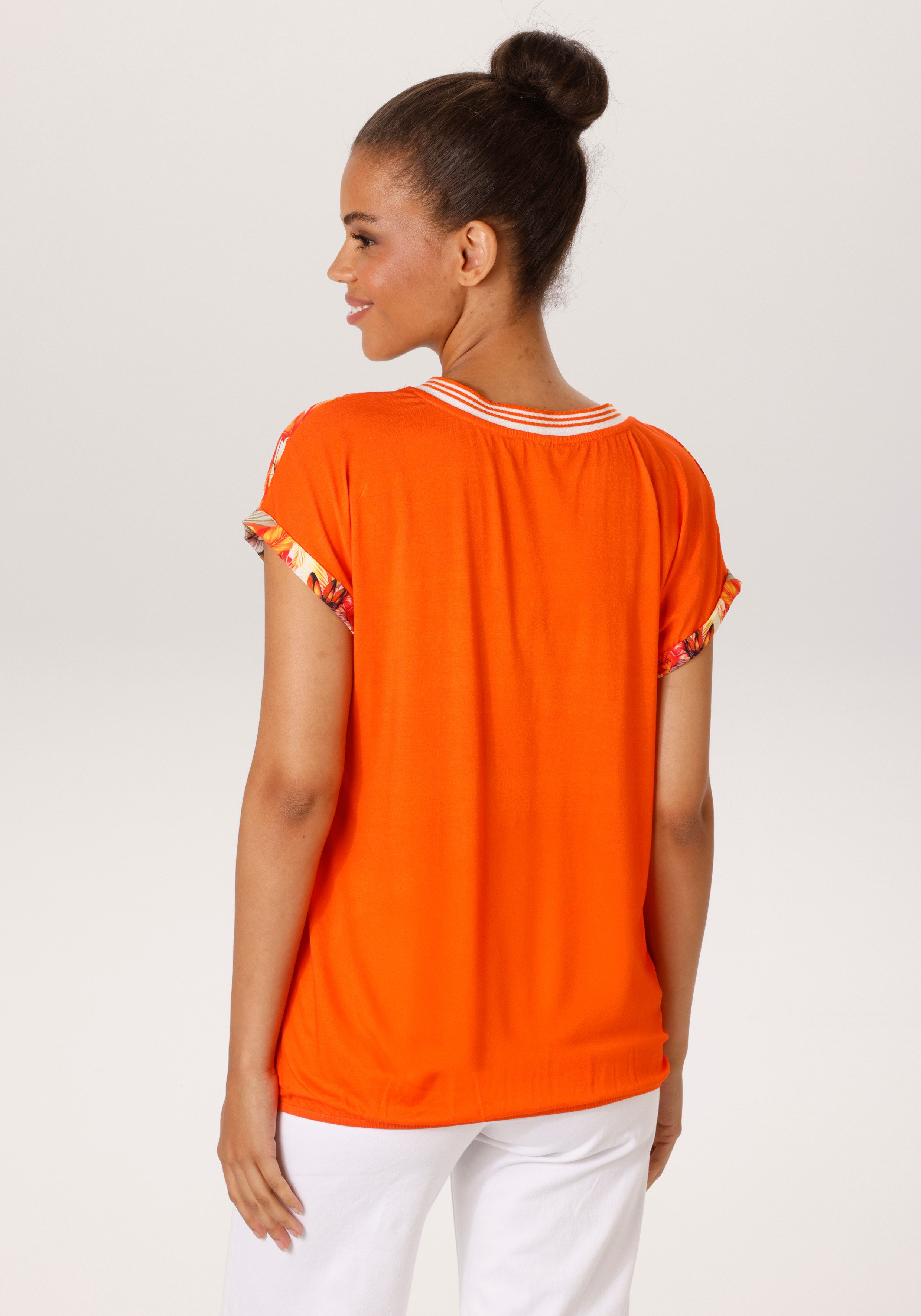 Aniston CASUAL Shirtbluse mit Leopard, tropischen Vögeln, Blüten und Blättern - NEUE KOLLEKTION