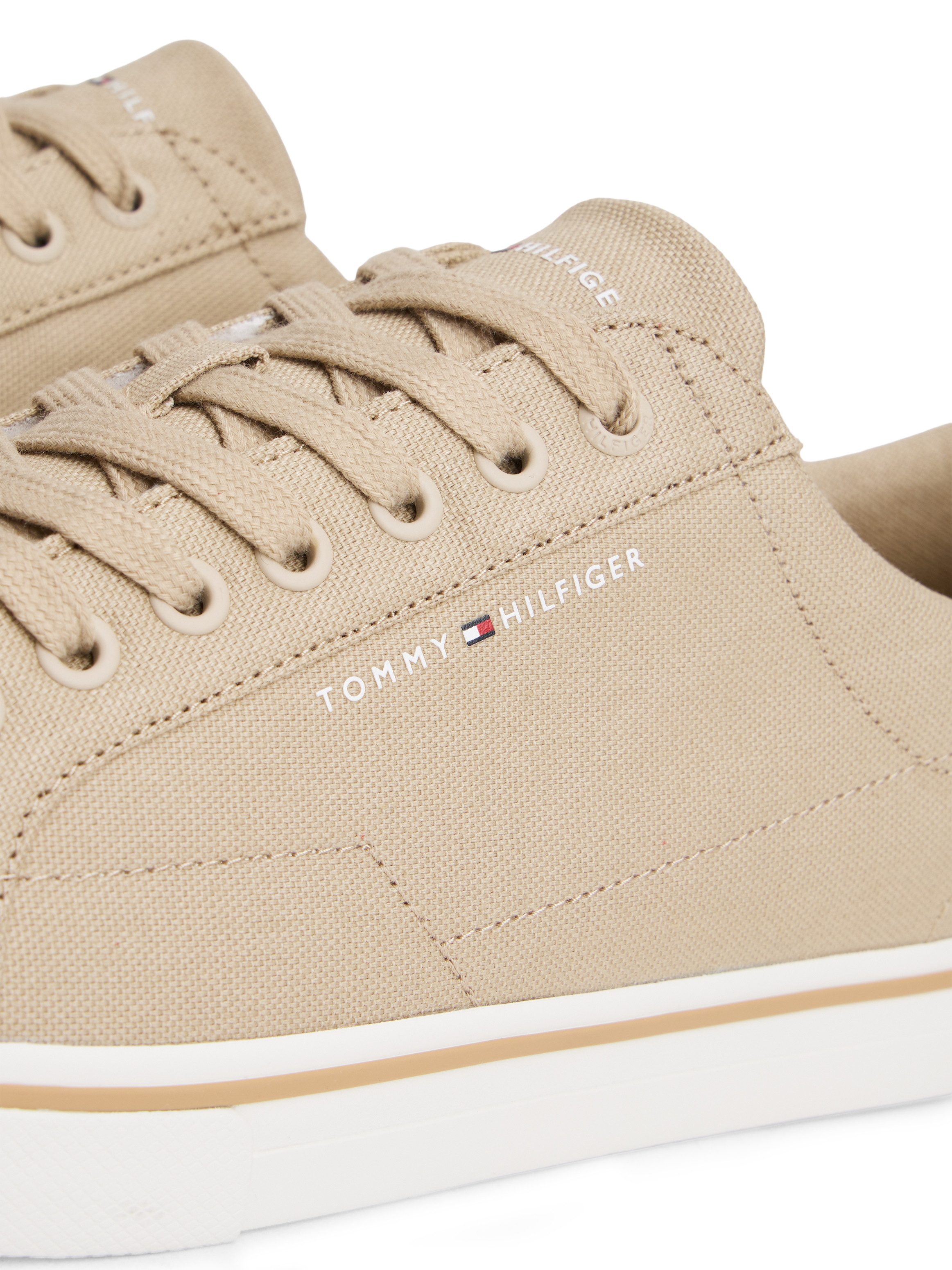 Tommy Hilfiger VULC CORE LONG LACE Sneaker Freizeitschuh, Halbschuh, Schnürschuh mit Kontrastbesatz an der Ferse