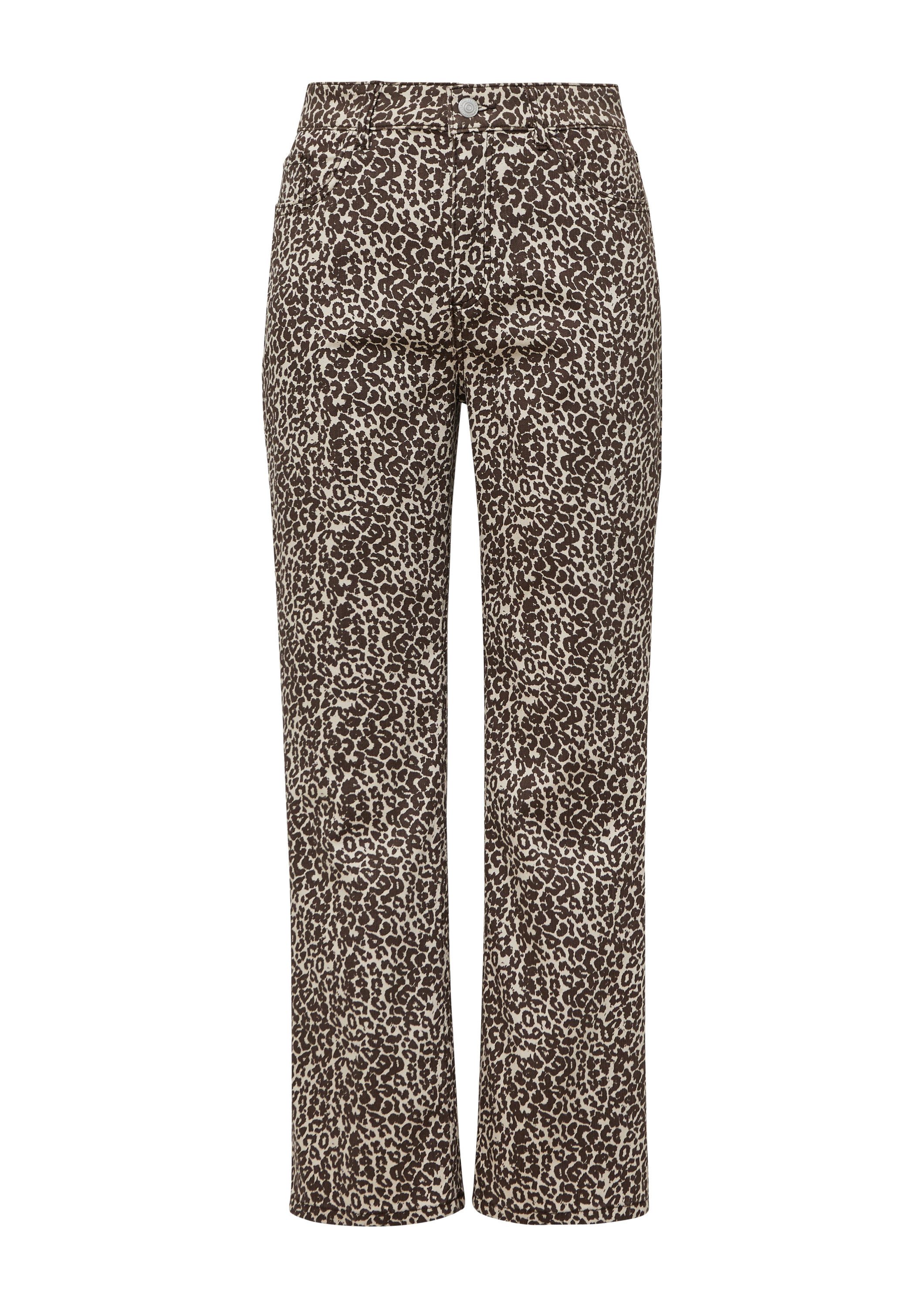 comma Chinos Hose Verkürzte Jeans mit Flared Leg und Leo-Print günstig online kaufen