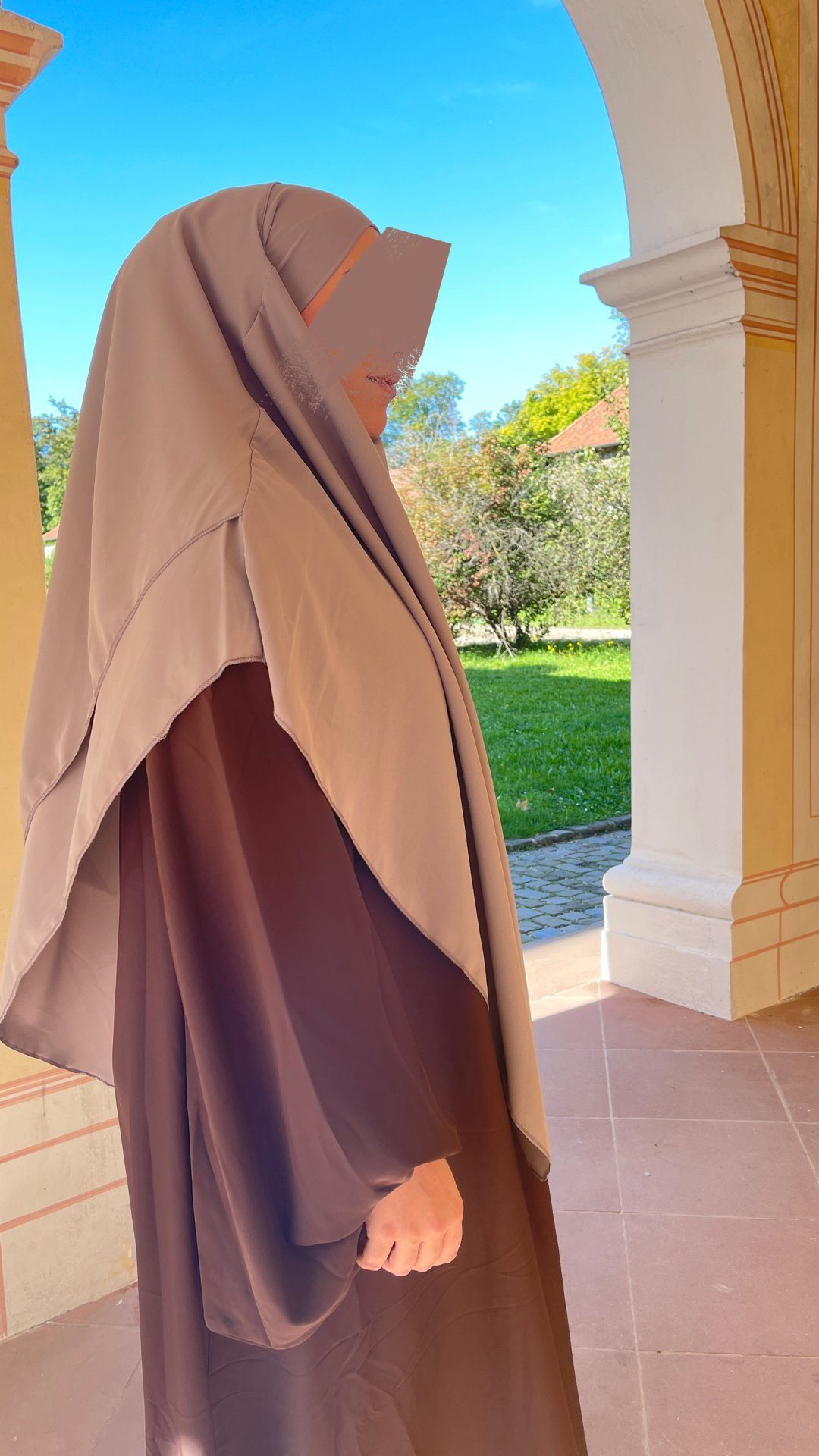 HIJABIFY Kopftuch Khimar Medina aus zweilagig Niqabfunktion Seide, mit zweilagig Taupe Khimar