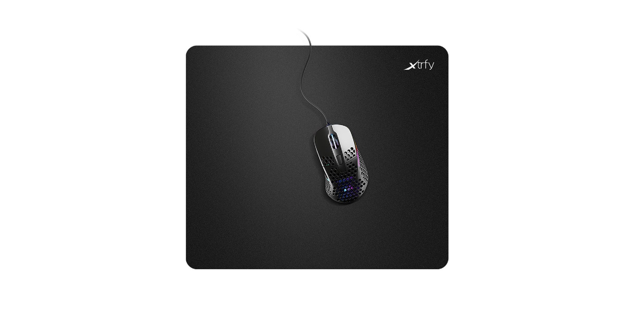Cherry Xtrfy Gaming Mauspad GP3 420 x 350 mm – Hard Pad mit PC-Oberfläche & rutschfest