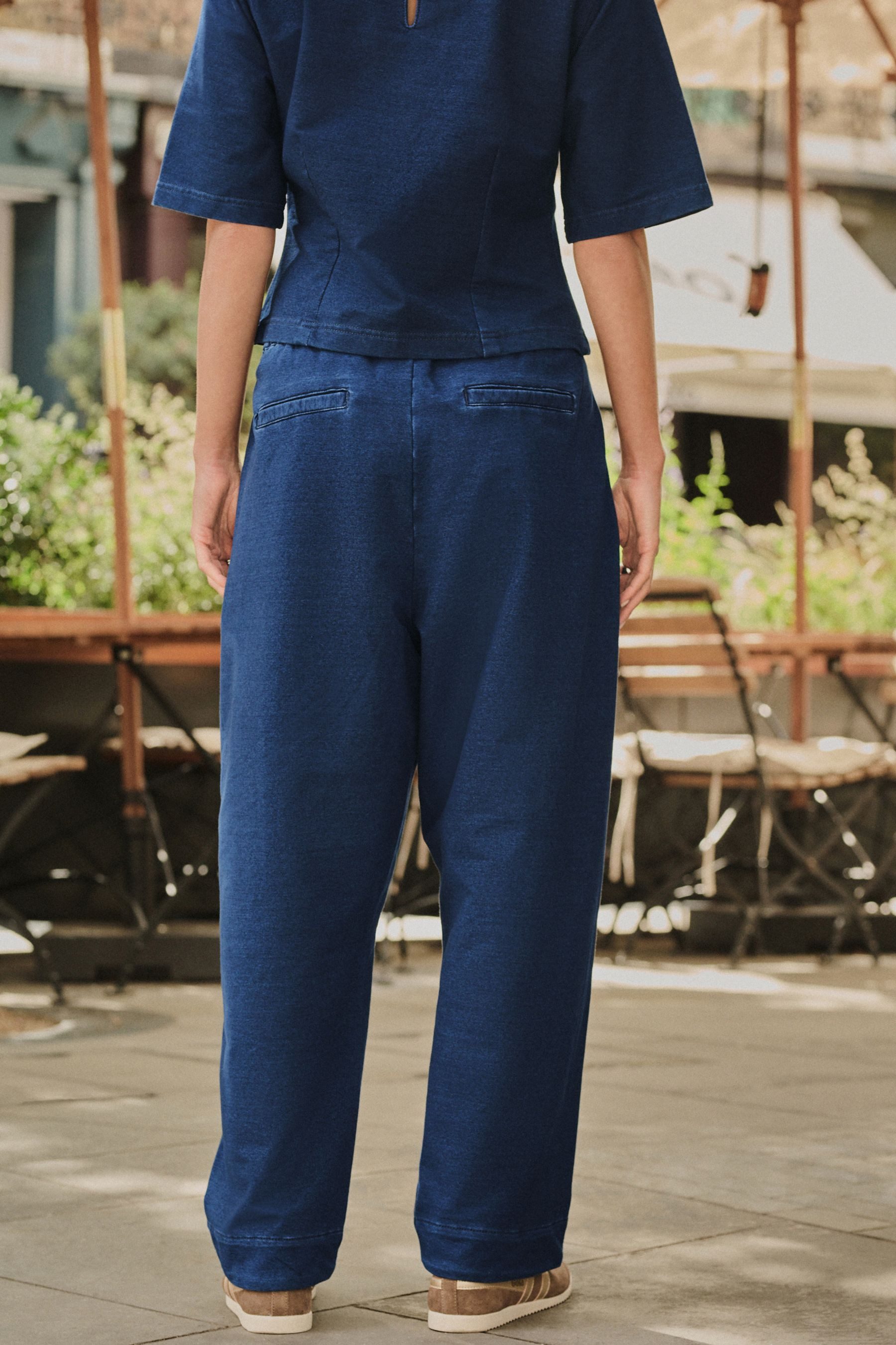 Next Weite Jeans Denim-Hose aus Jersey mit Barrel-Bein (1-tlg)
