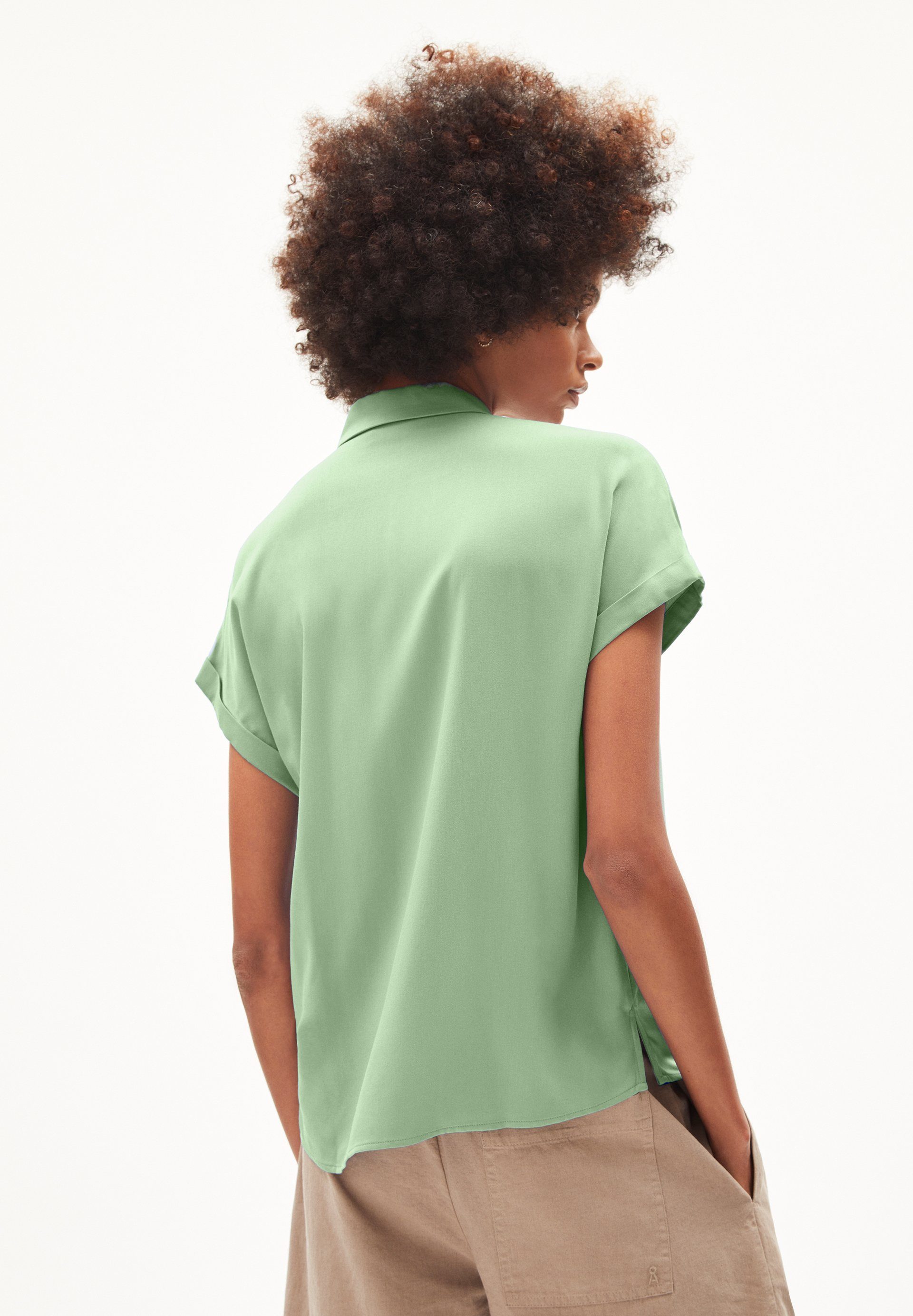 Armedangels Hemdbluse ZONJAA LENZING™ ECOVERO™ (1-tlg) green aus Bluse Keine Details smith Damen