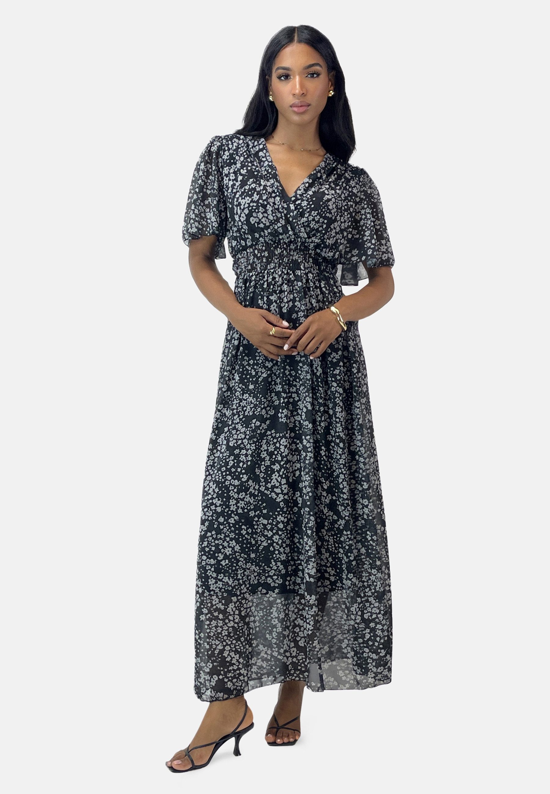 Elara Maxikleid Damen Maxikleid mit V-Ausschnitt, Chiffon-Optik & gesmokter Taille (1-tlg)