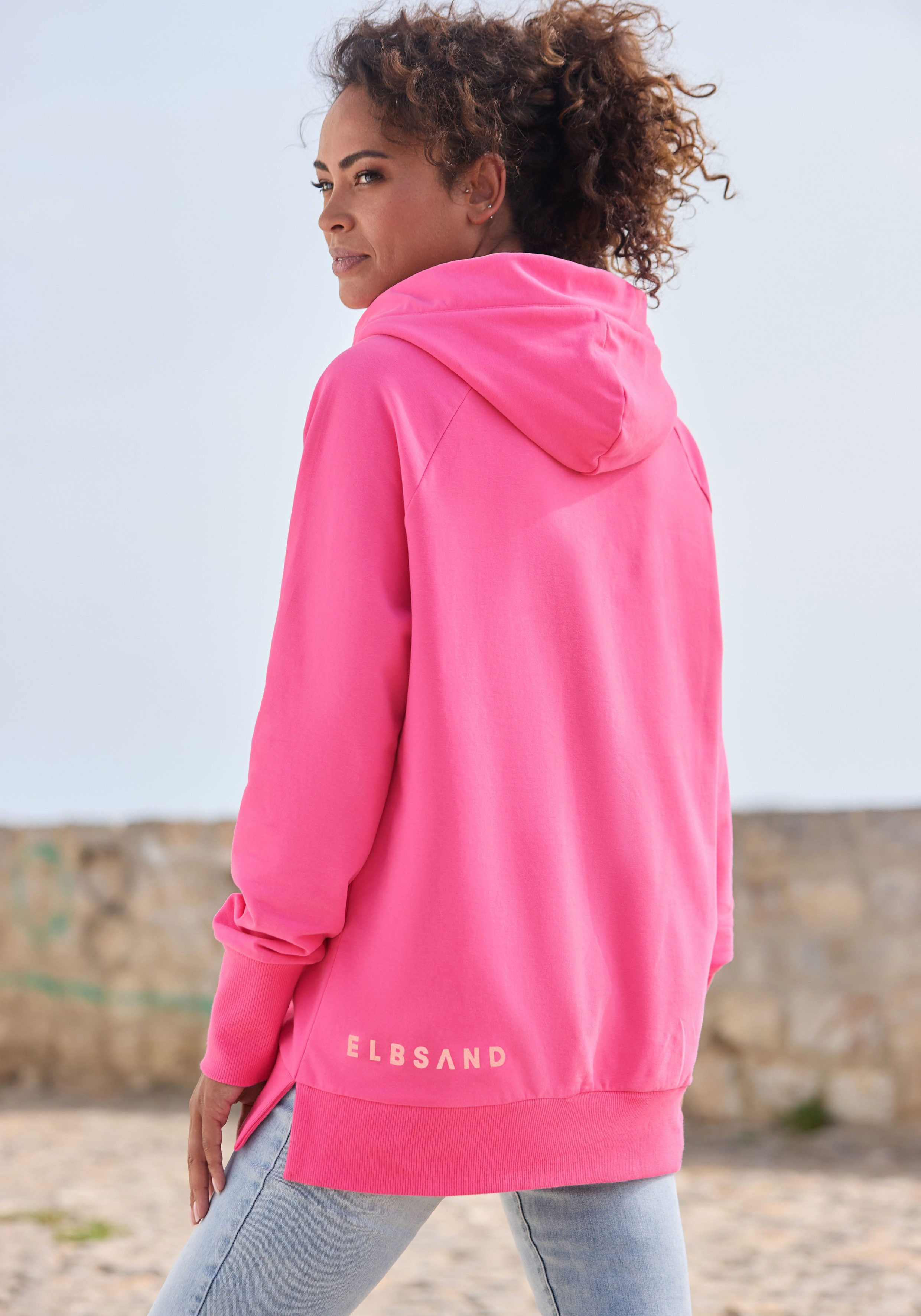 Elbsand Kapuzensweatshirt Svana mit Logoprint, bequemer Hoodie, seitliche Schlitze